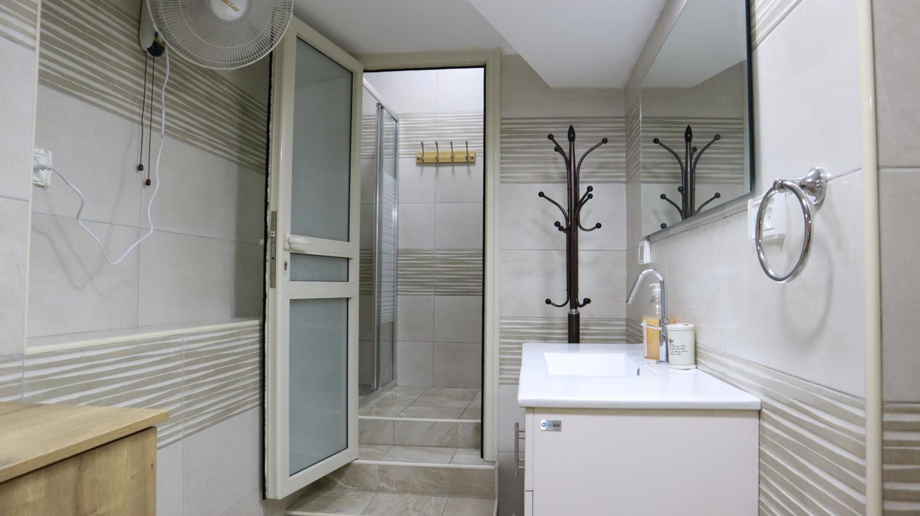 Family Suite - Photo 6