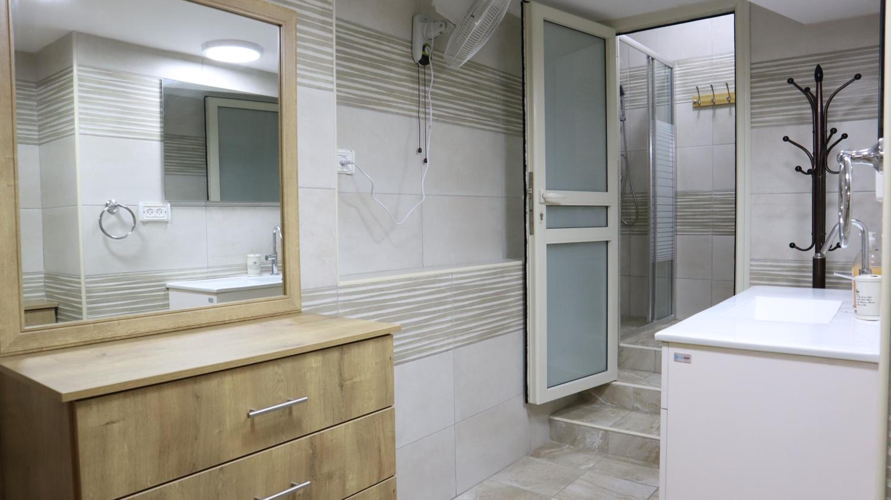 Family Suite - Photo 8