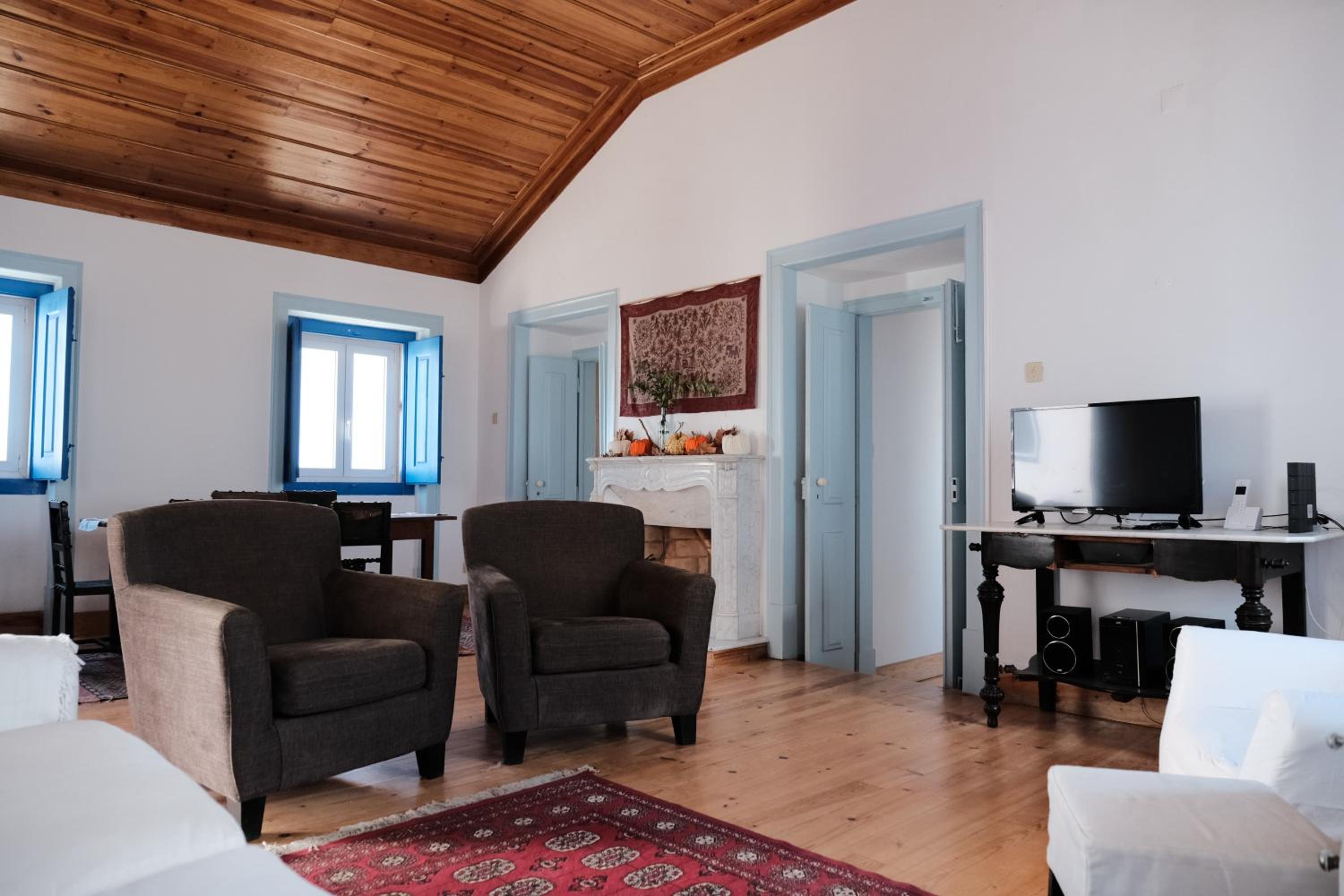 Two-Bedroom House photo 2