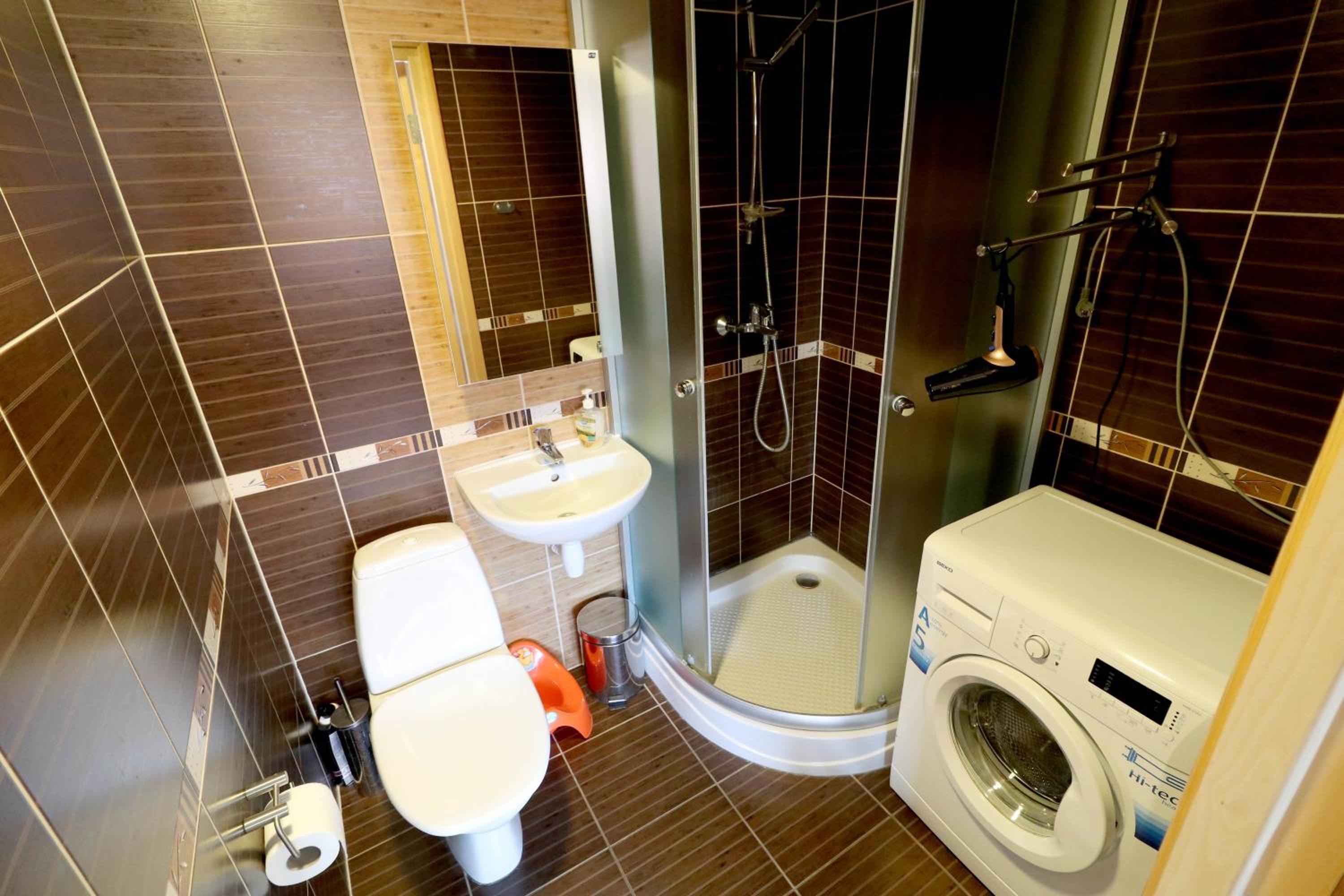 One-Bedroom Apartment - Photo 9
