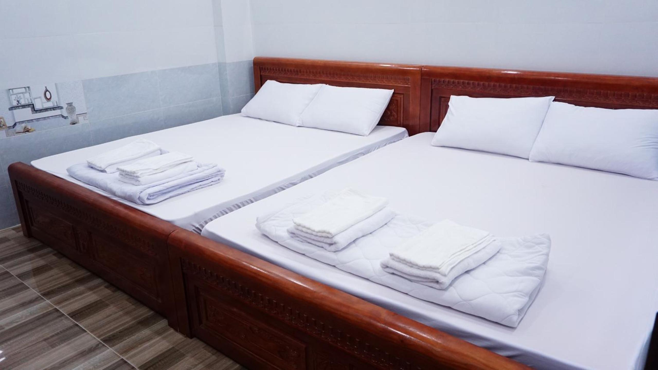 Quadruple Room with Bathroom