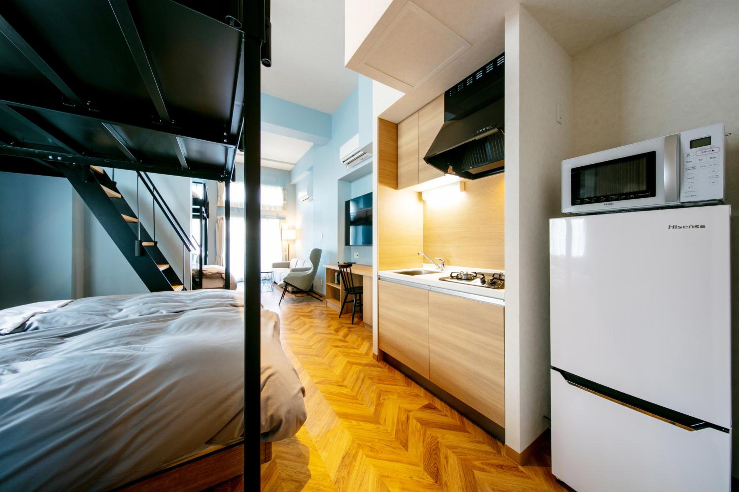 Helsinki - Scandinavian Modern - B - Photo 4