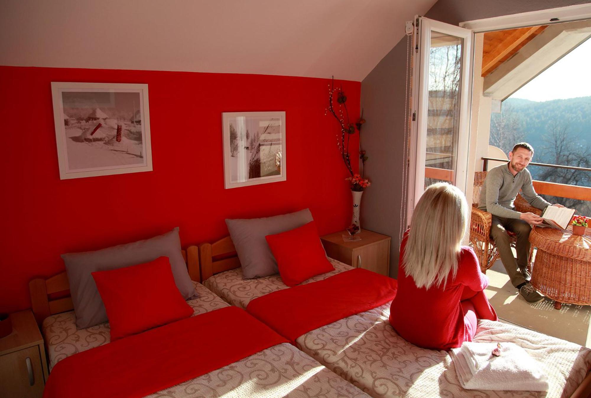 Twin Room with Lake View photo 3