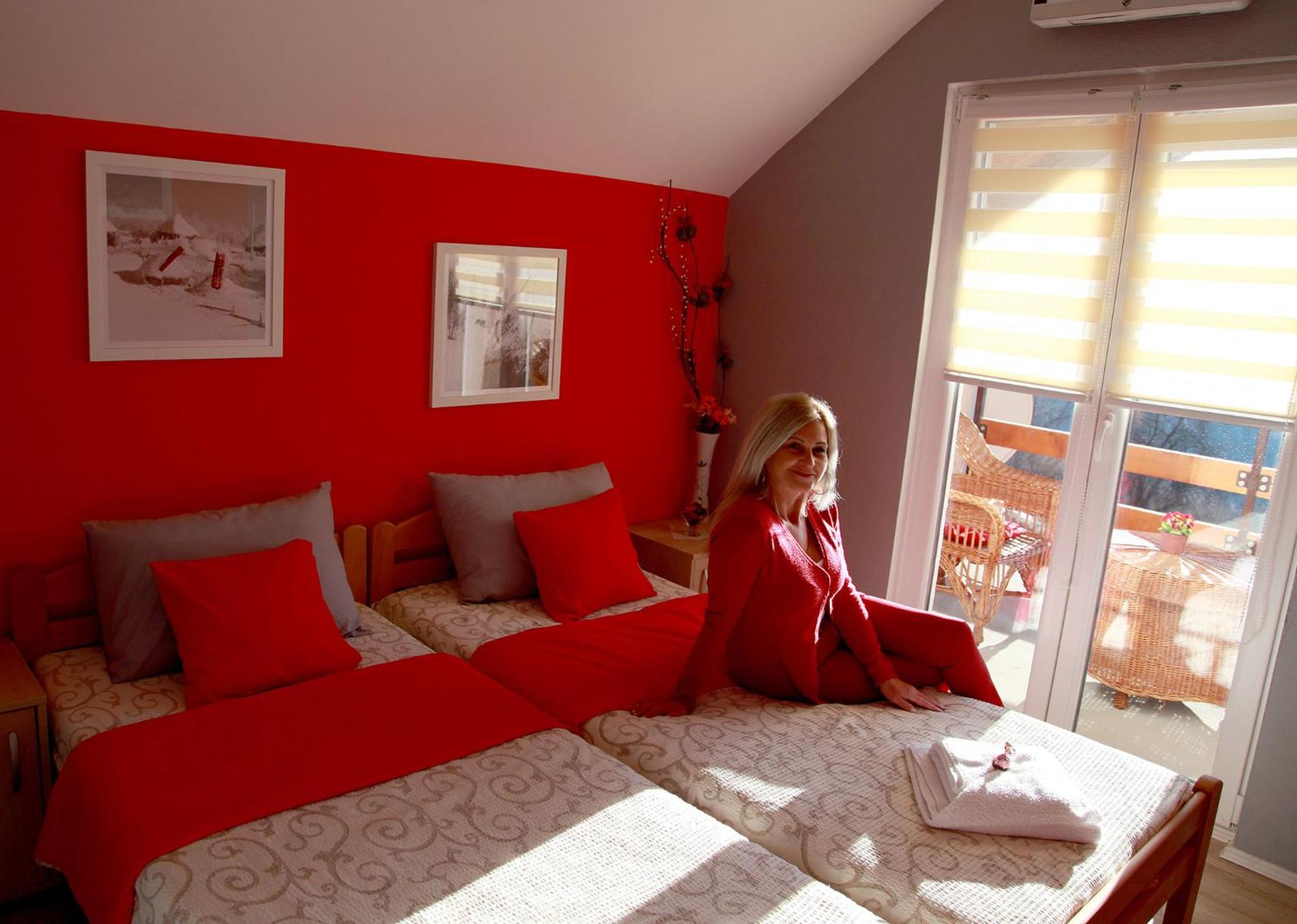 Twin Room with Lake View photo 2