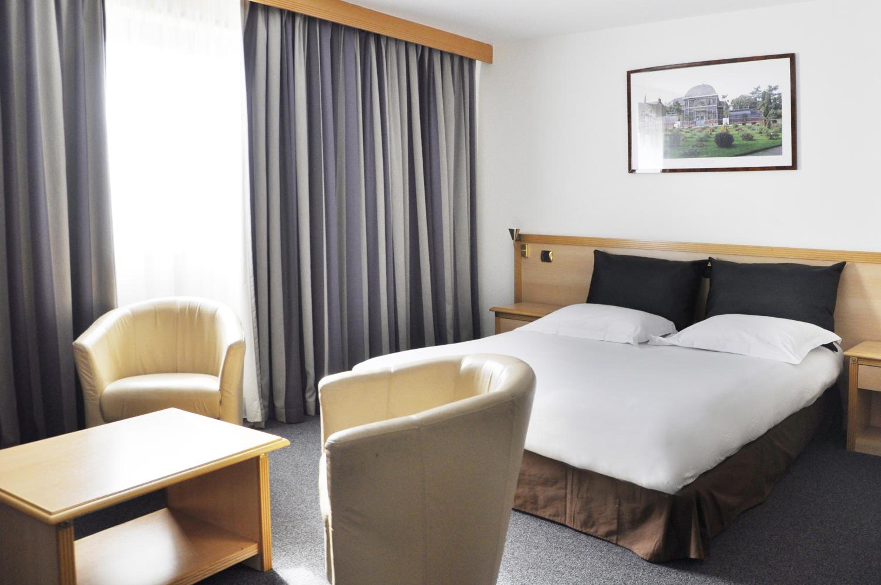Budget Double Room - Photo 3