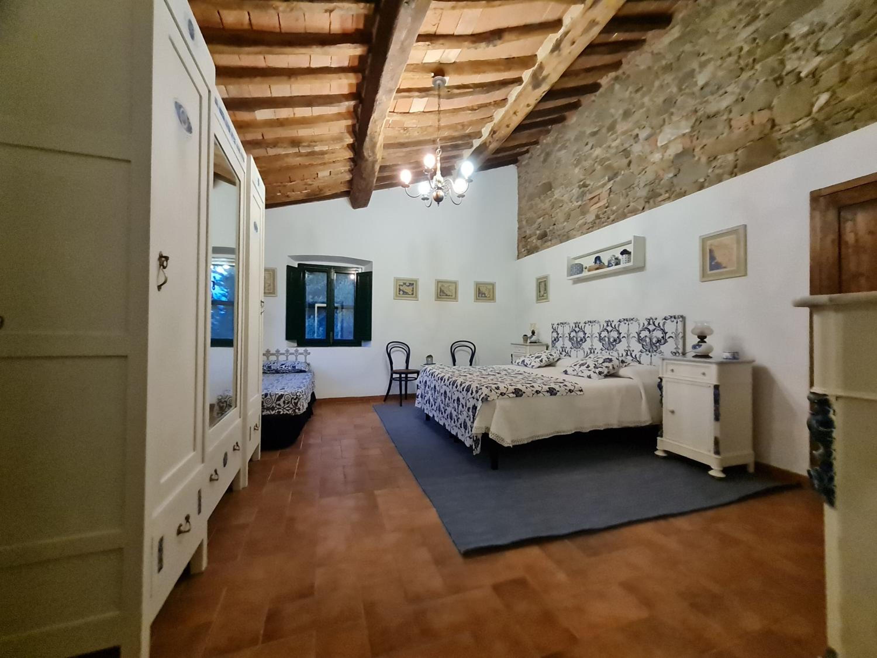 Four-Bedroom House photo 1