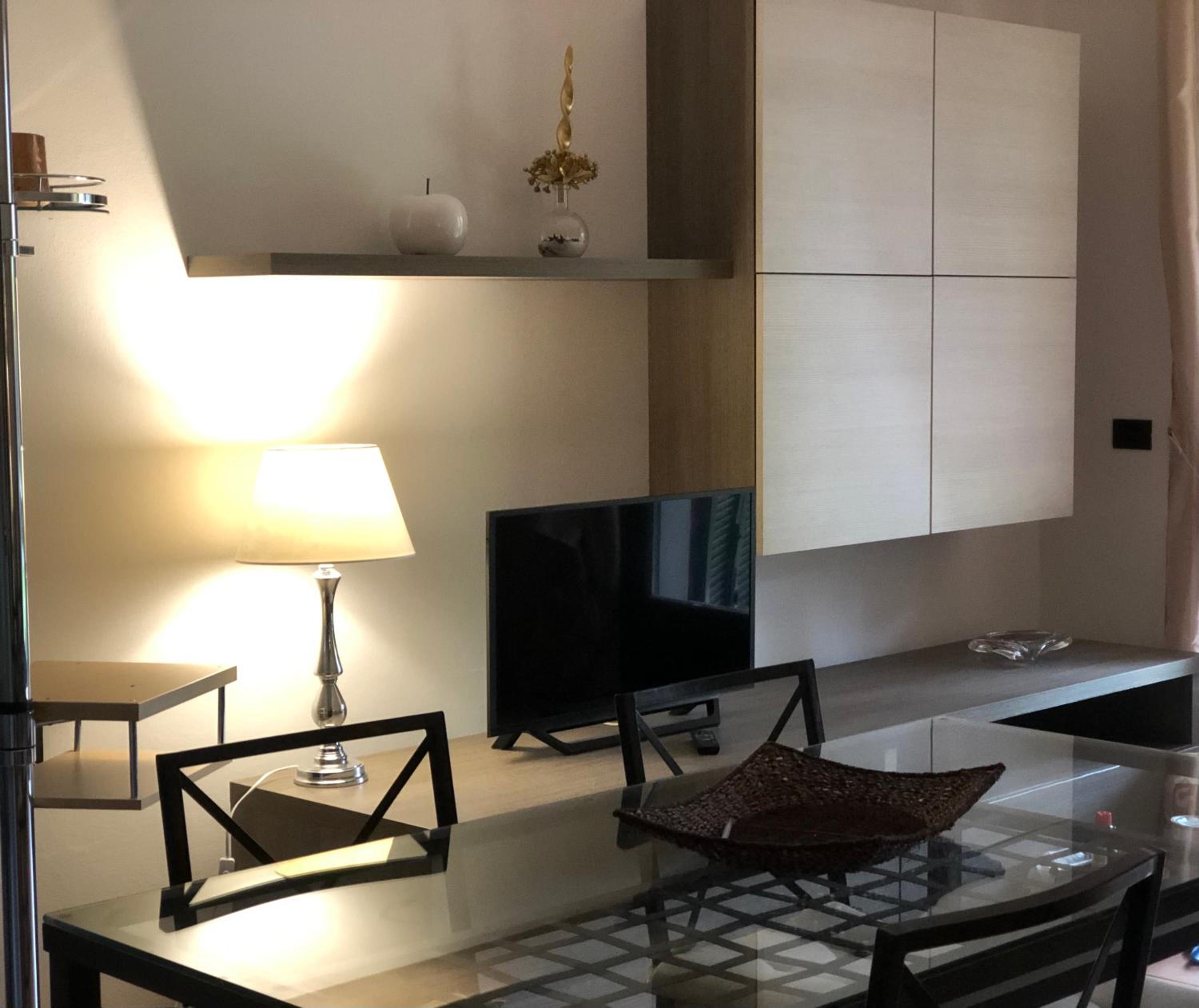 One-Bedroom Apartment - Photo 6
