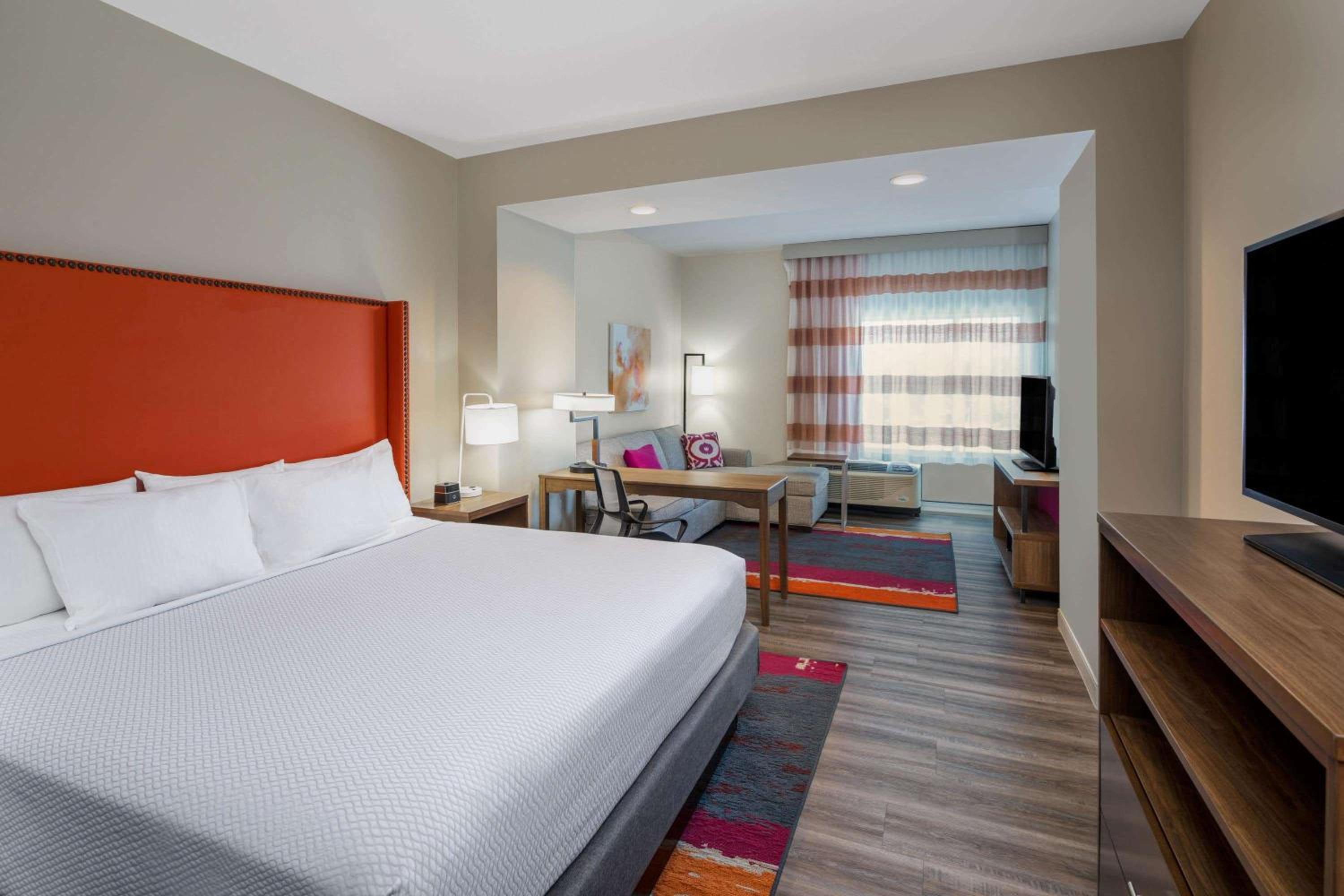 Executive King Room - Photo 2
