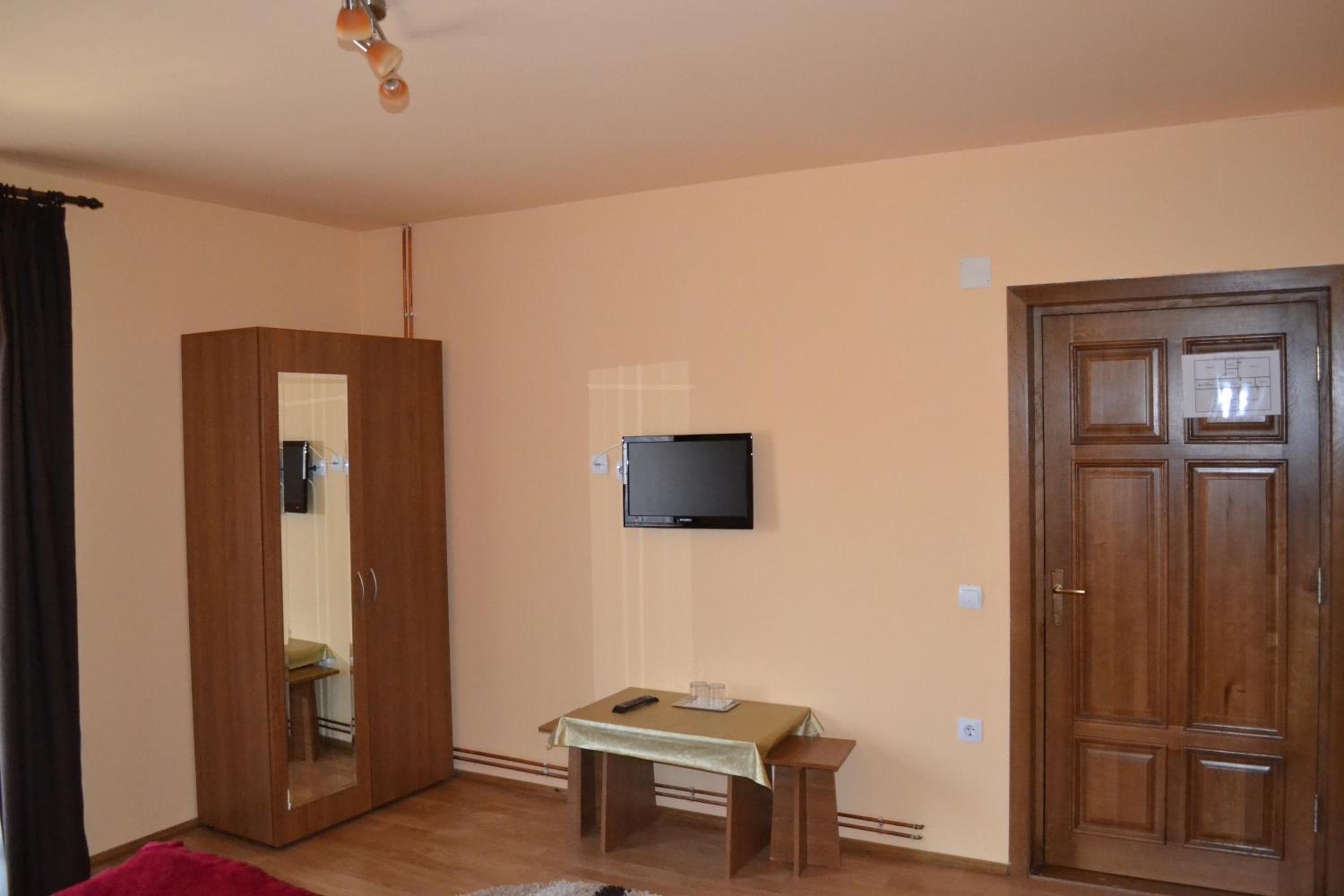 Double Room with Balcony photo 2