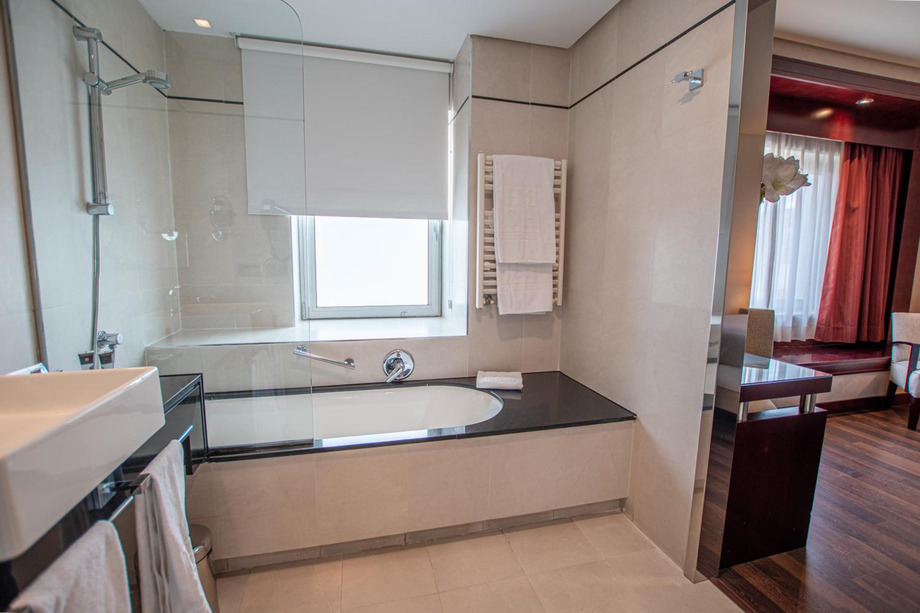 Relax in this luxurious, modern bathroom oasis!