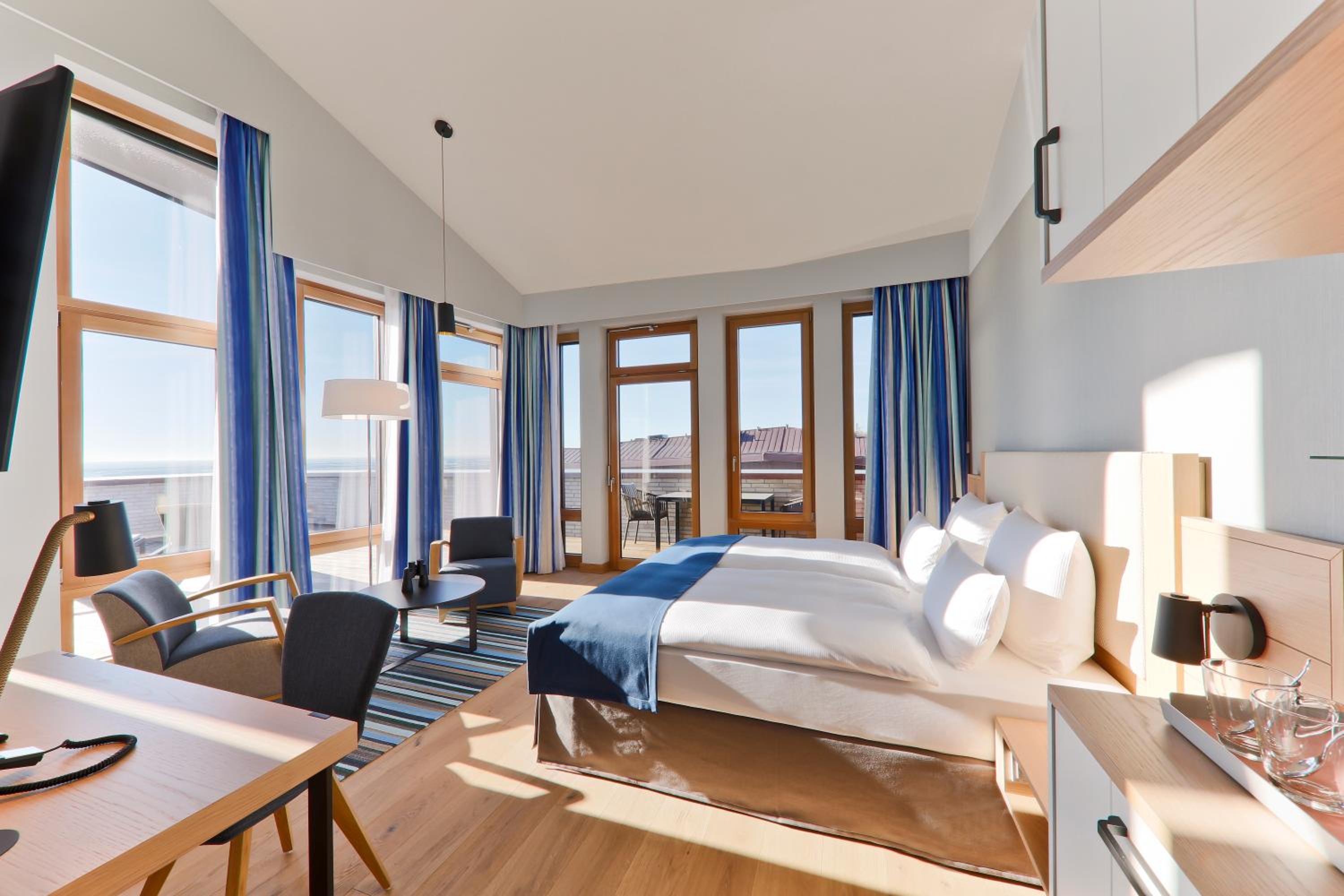 Deluxe Double Room with Sea View photo 1