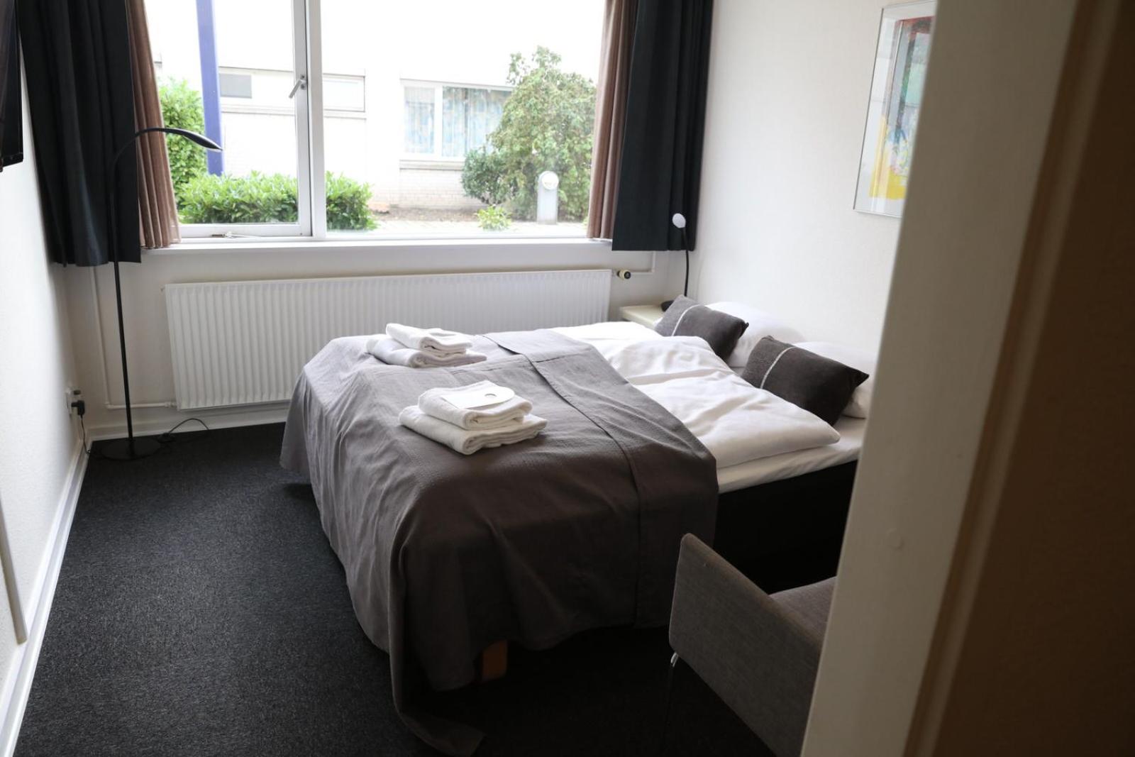 Small Double Room - Photo 3