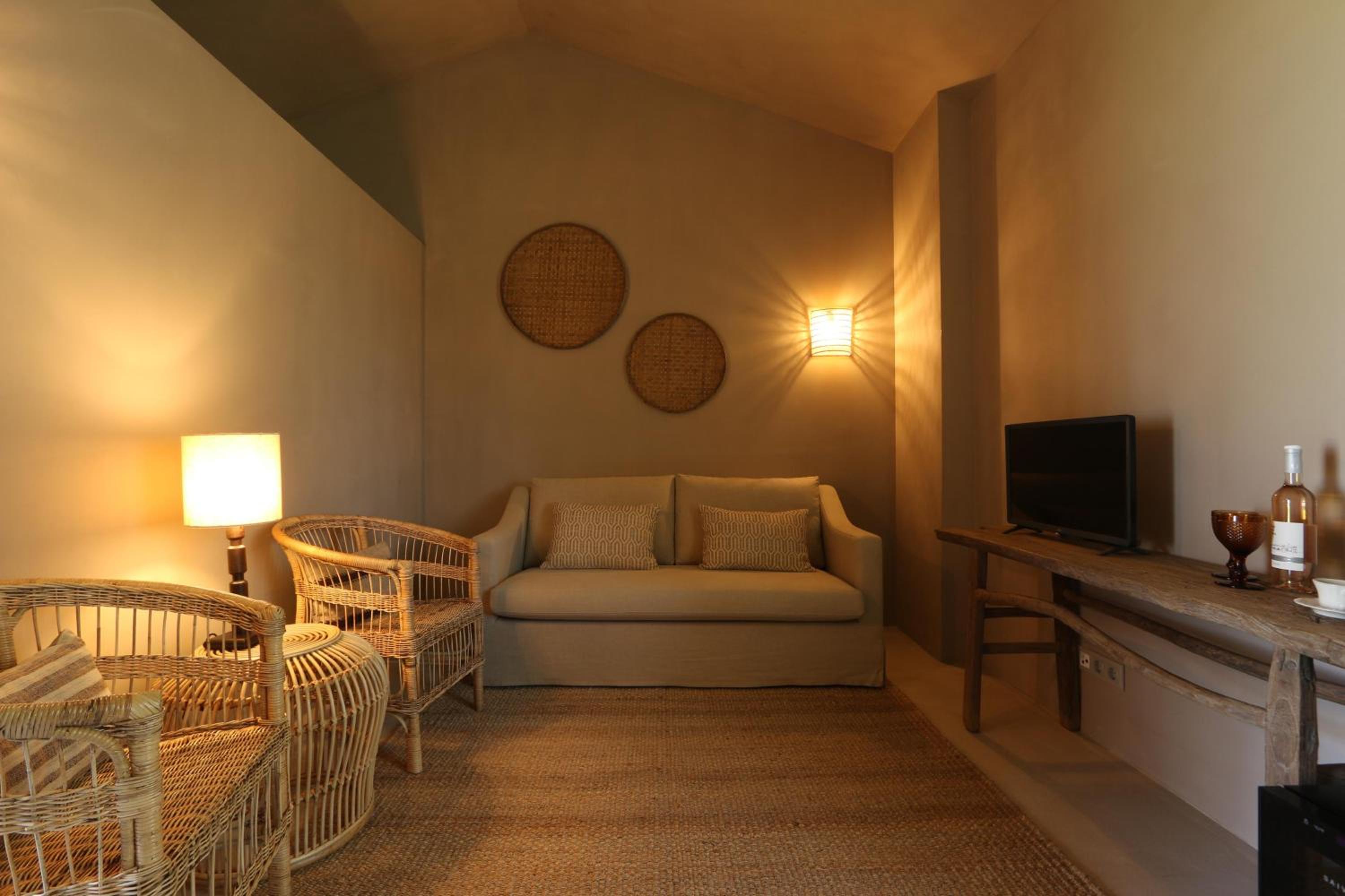Family Suite - Photo 11