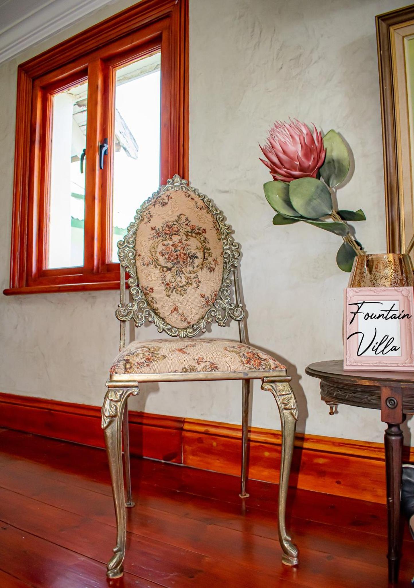 Suite with Balcony - Photo 3
