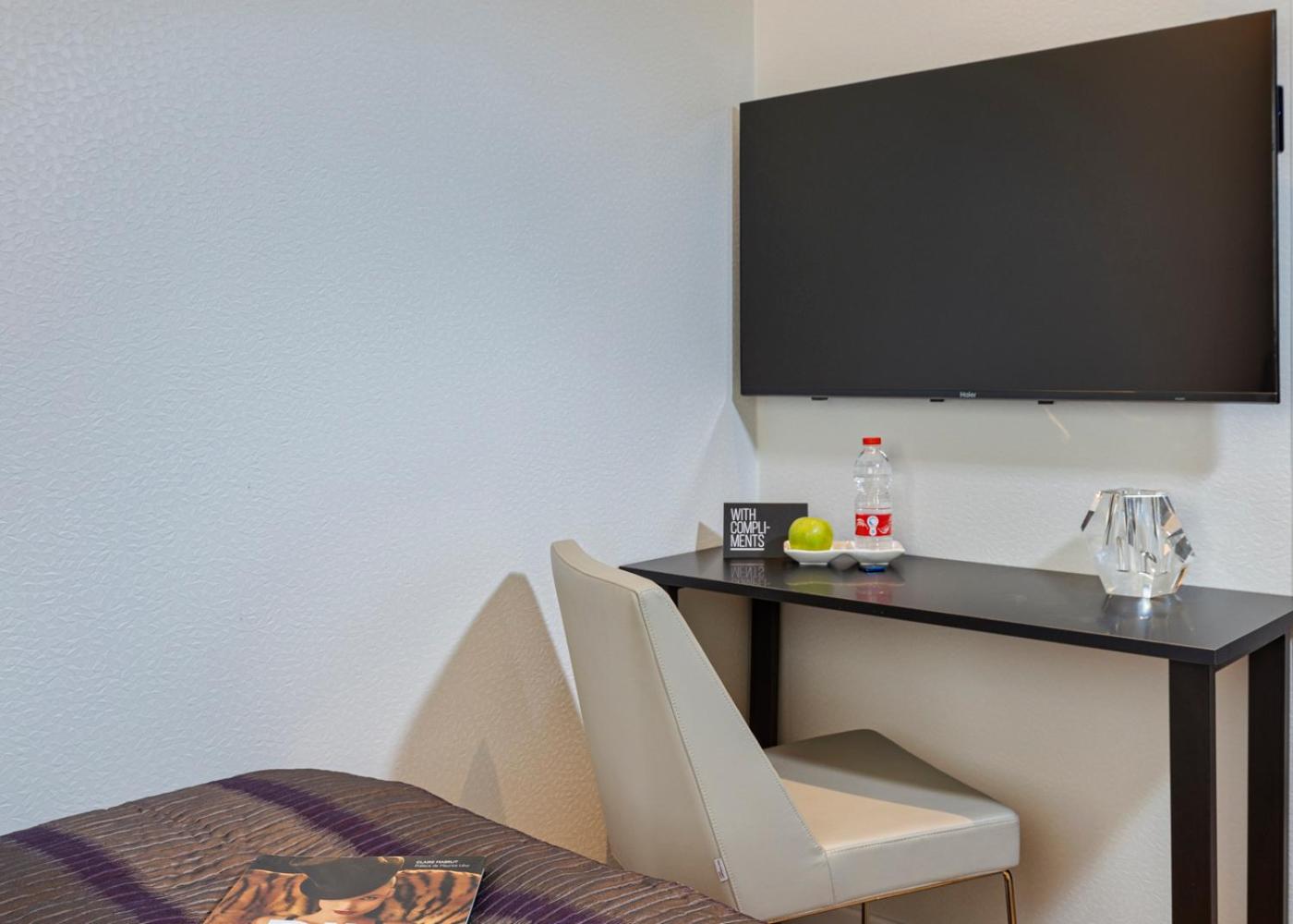Small Single Room photo 2