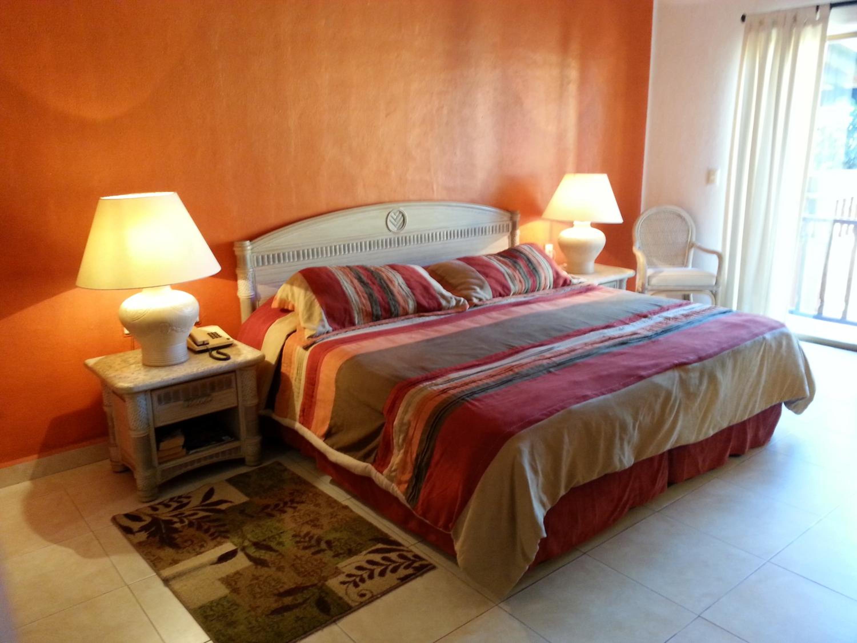 Two-Bedroom Apartment - Photo 5