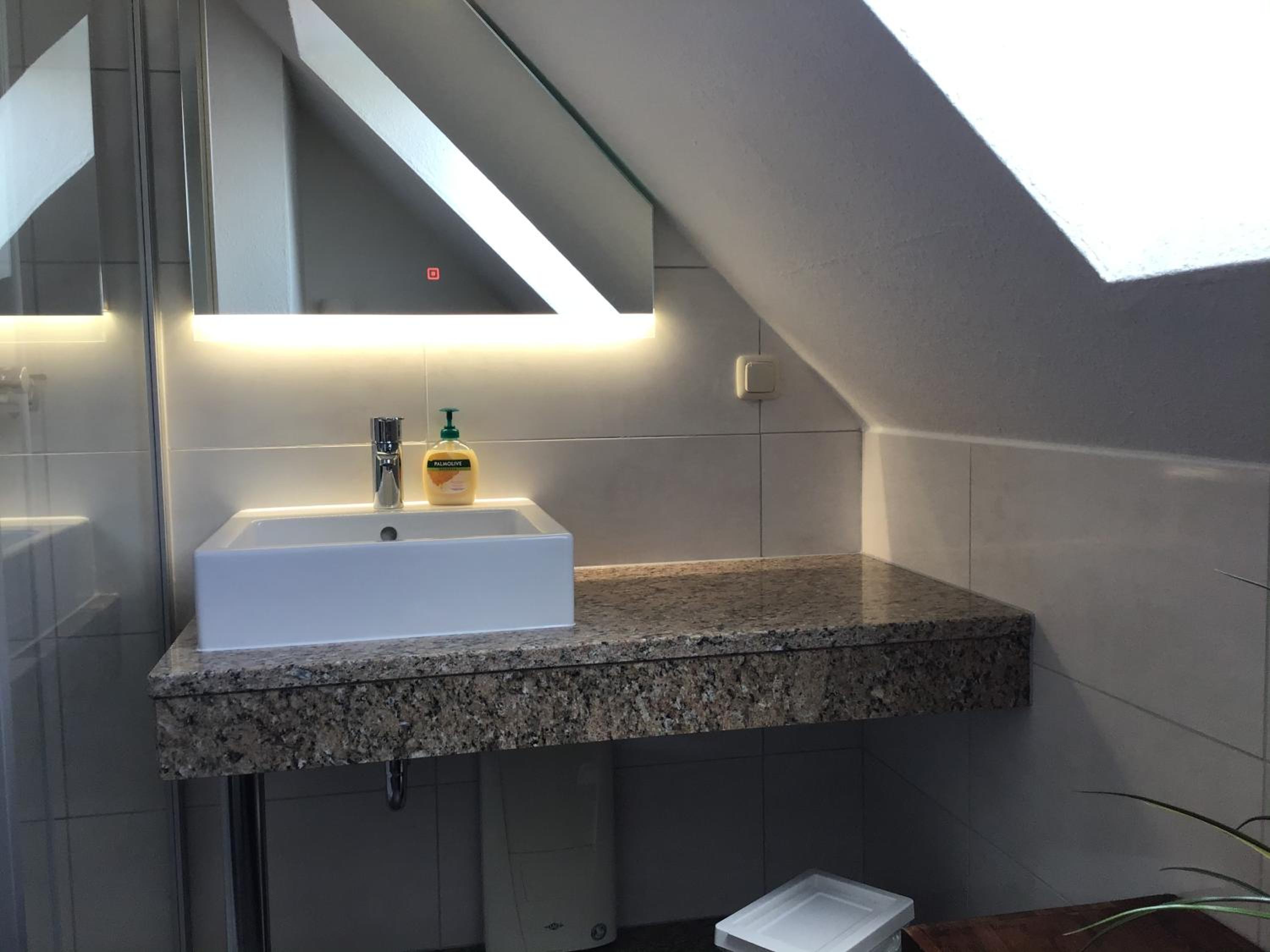 Apartment - Photo 24