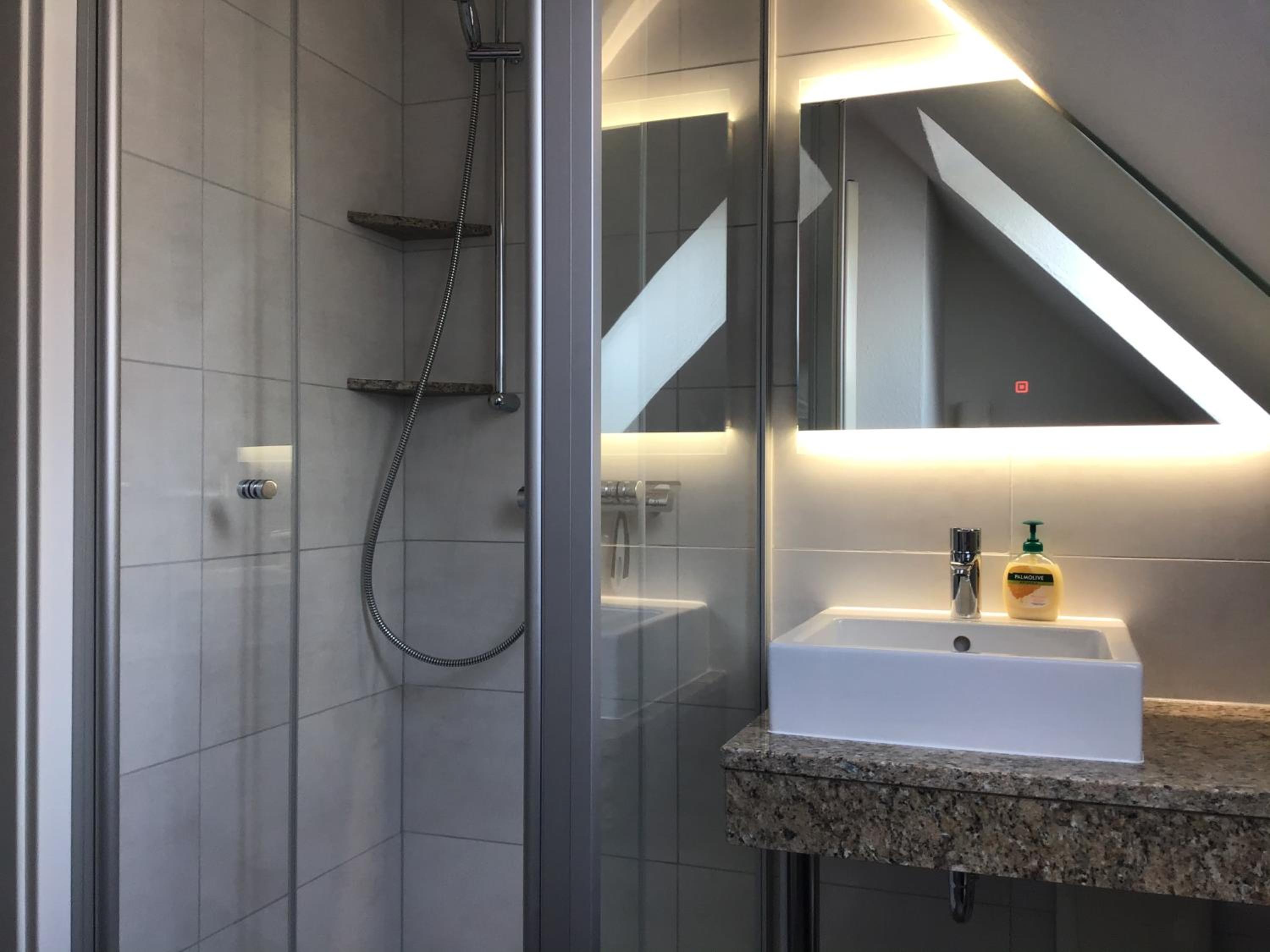 Apartment - Photo 20