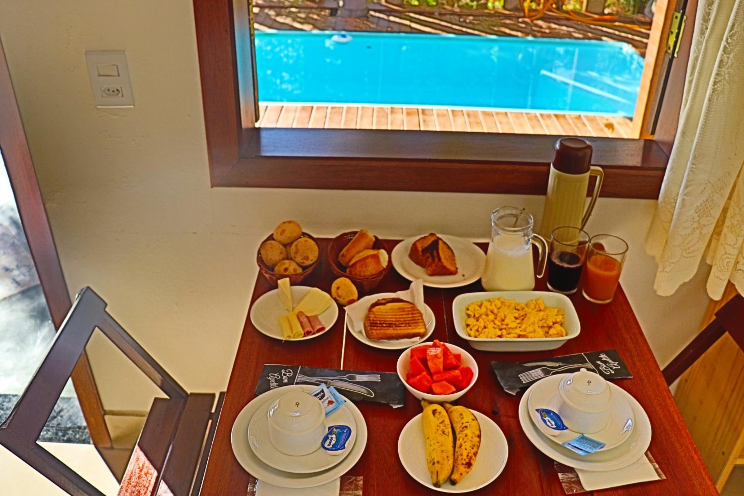 Suite - Photo 11