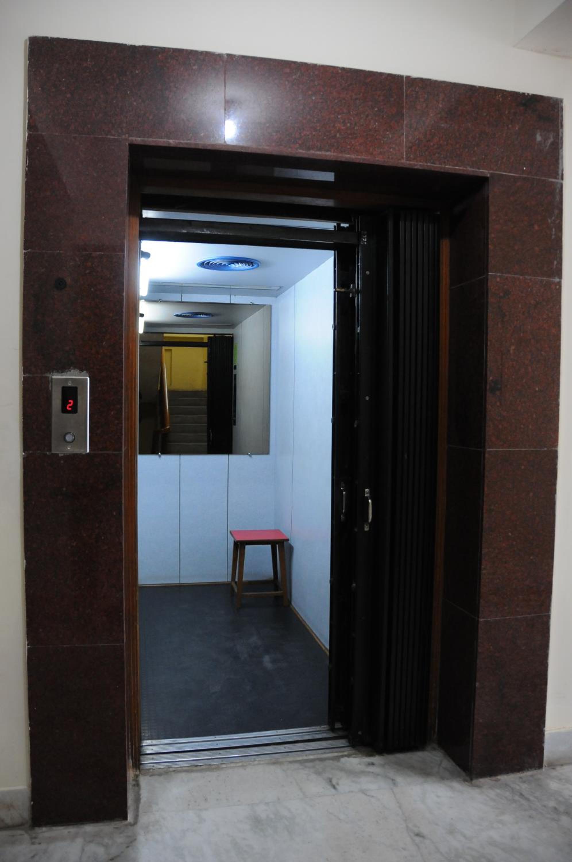 Deluxe Double Room - Photo 12