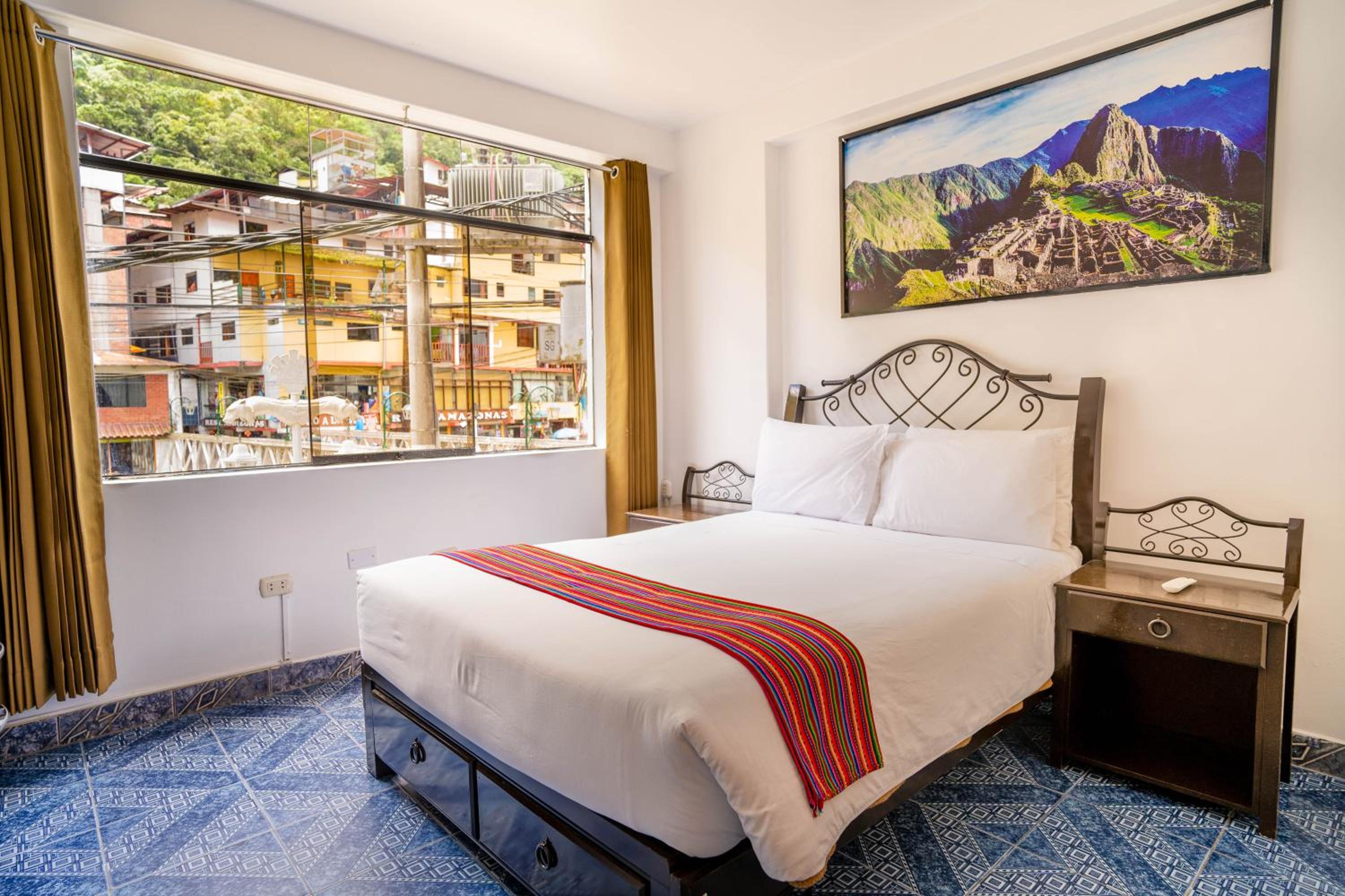 Double Room with Mountain and River View photo 1