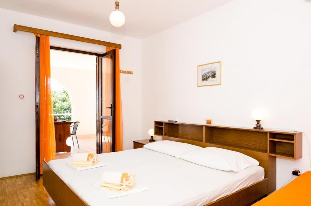 Studio with Terrace and Sea View (3 Adults) photo 1
