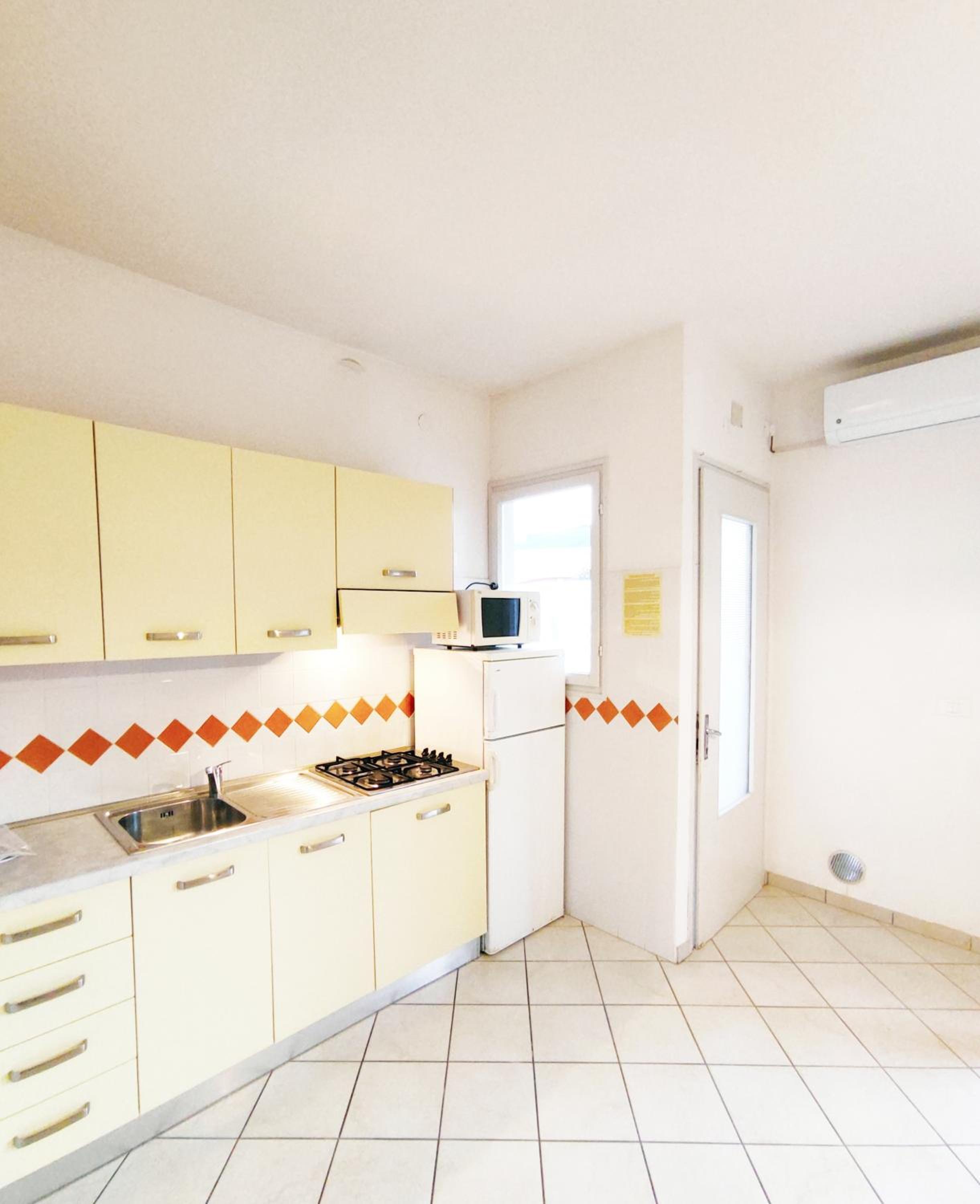 One-Bedroom Apartment with Balcony (5 Adults) - Photo 4