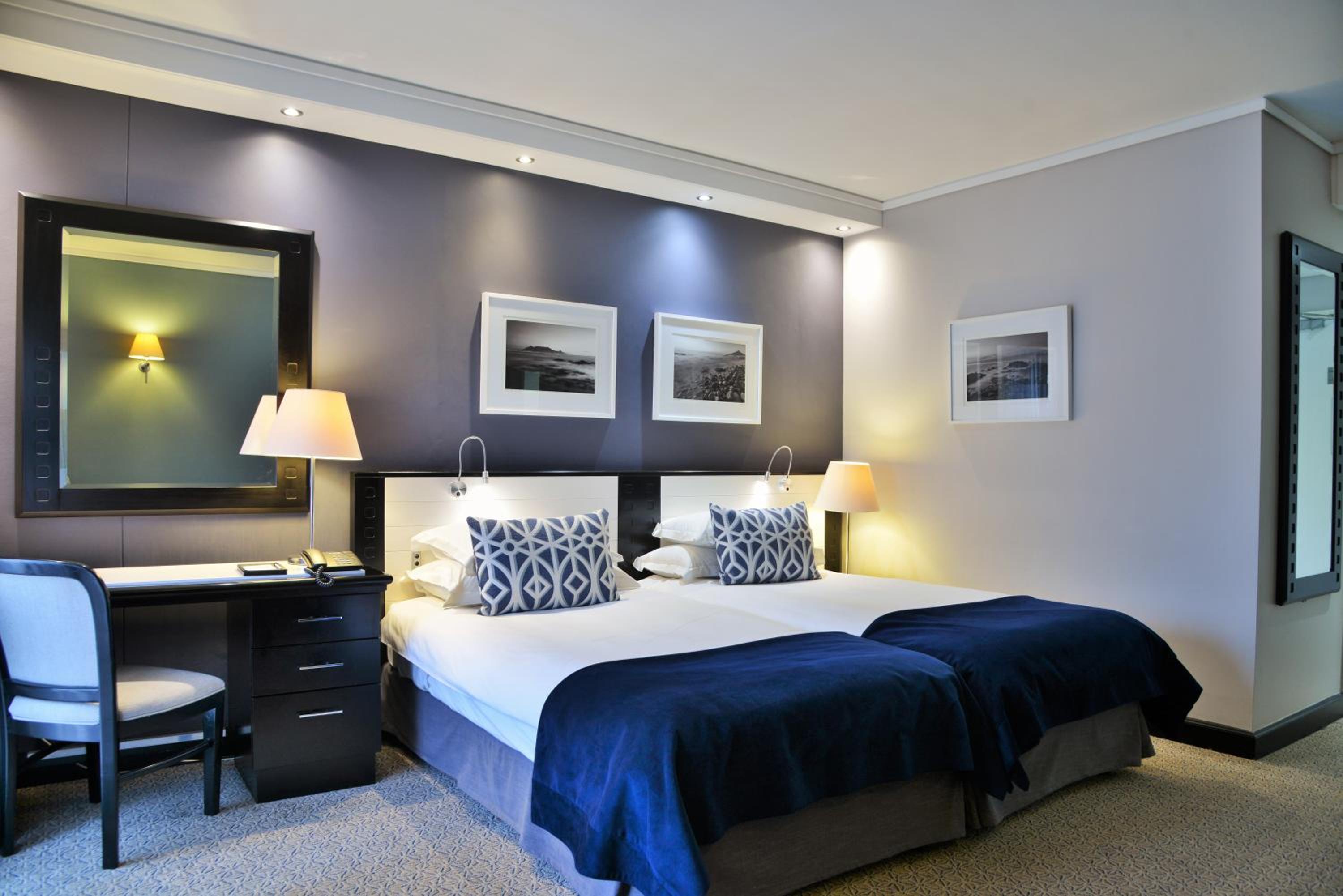 Standard Twin Room - Photo 8