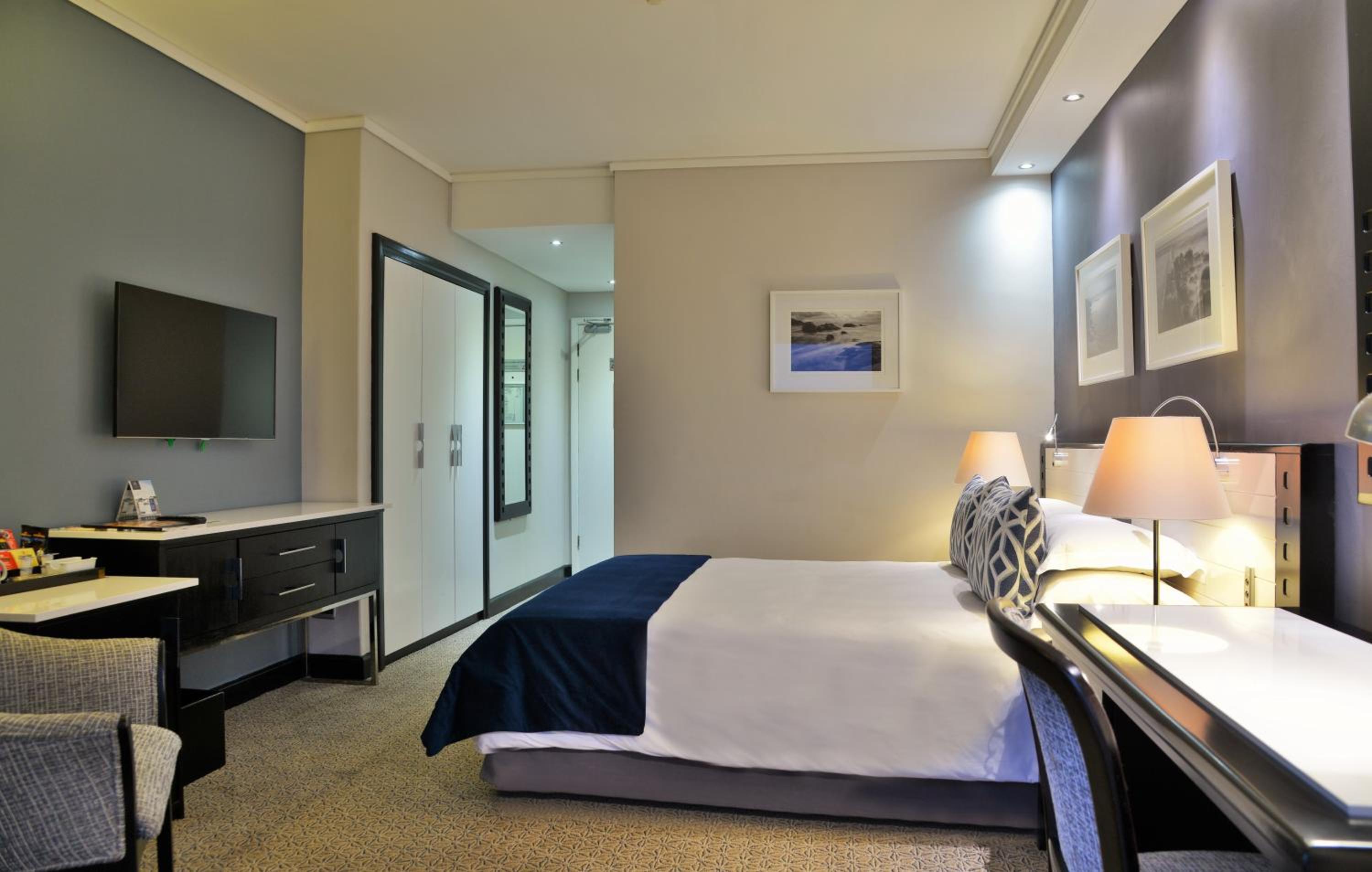 Standard Queen Room - Photo 3