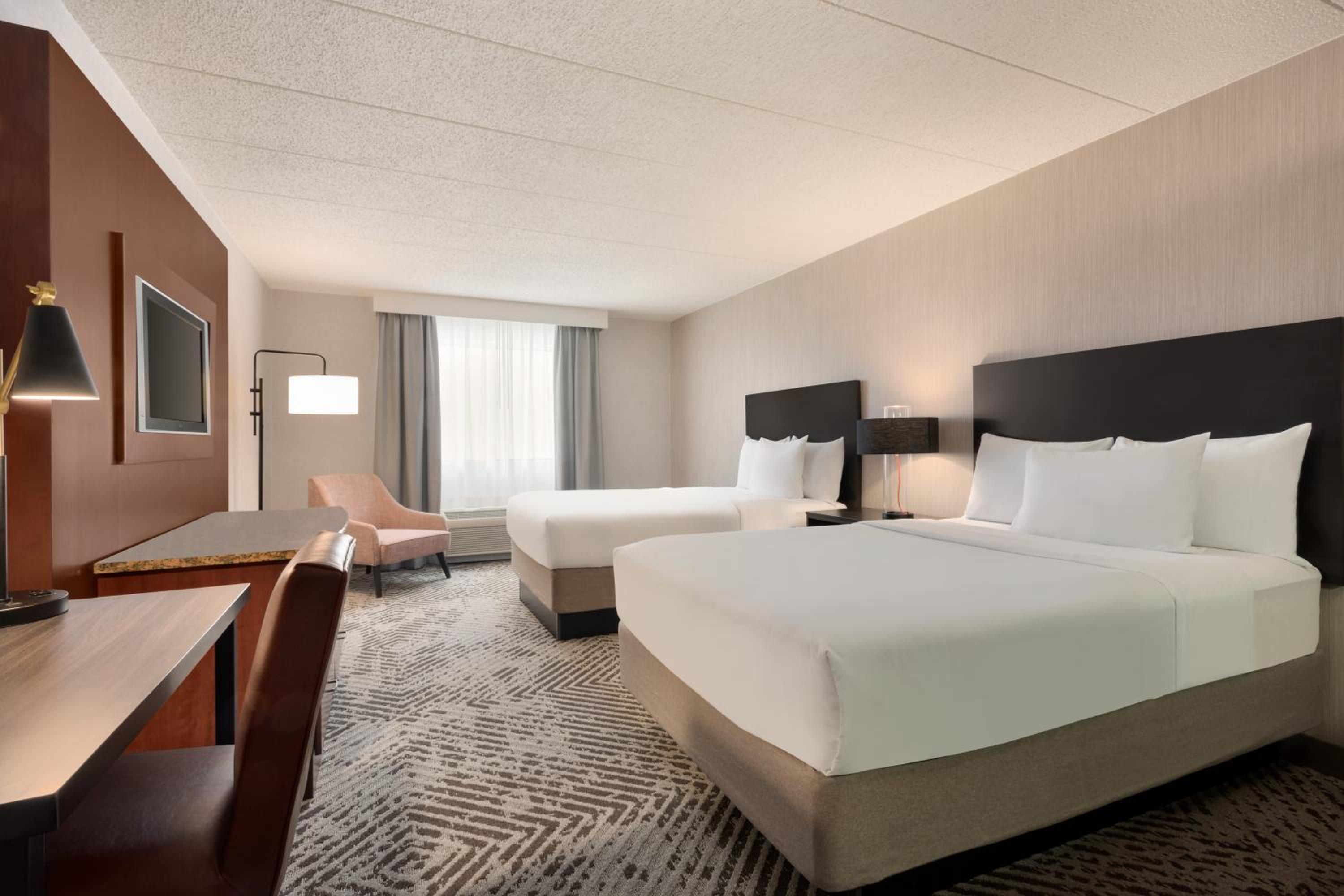 Double Room With Two Double Beds - Non-Smoking
