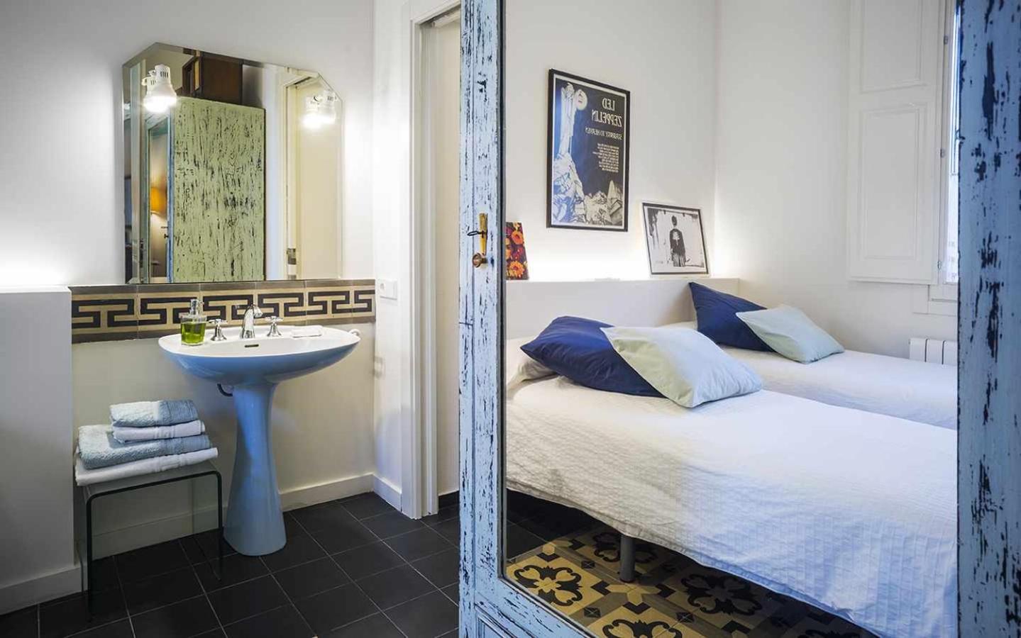 Habitación Doble con Baño Privado