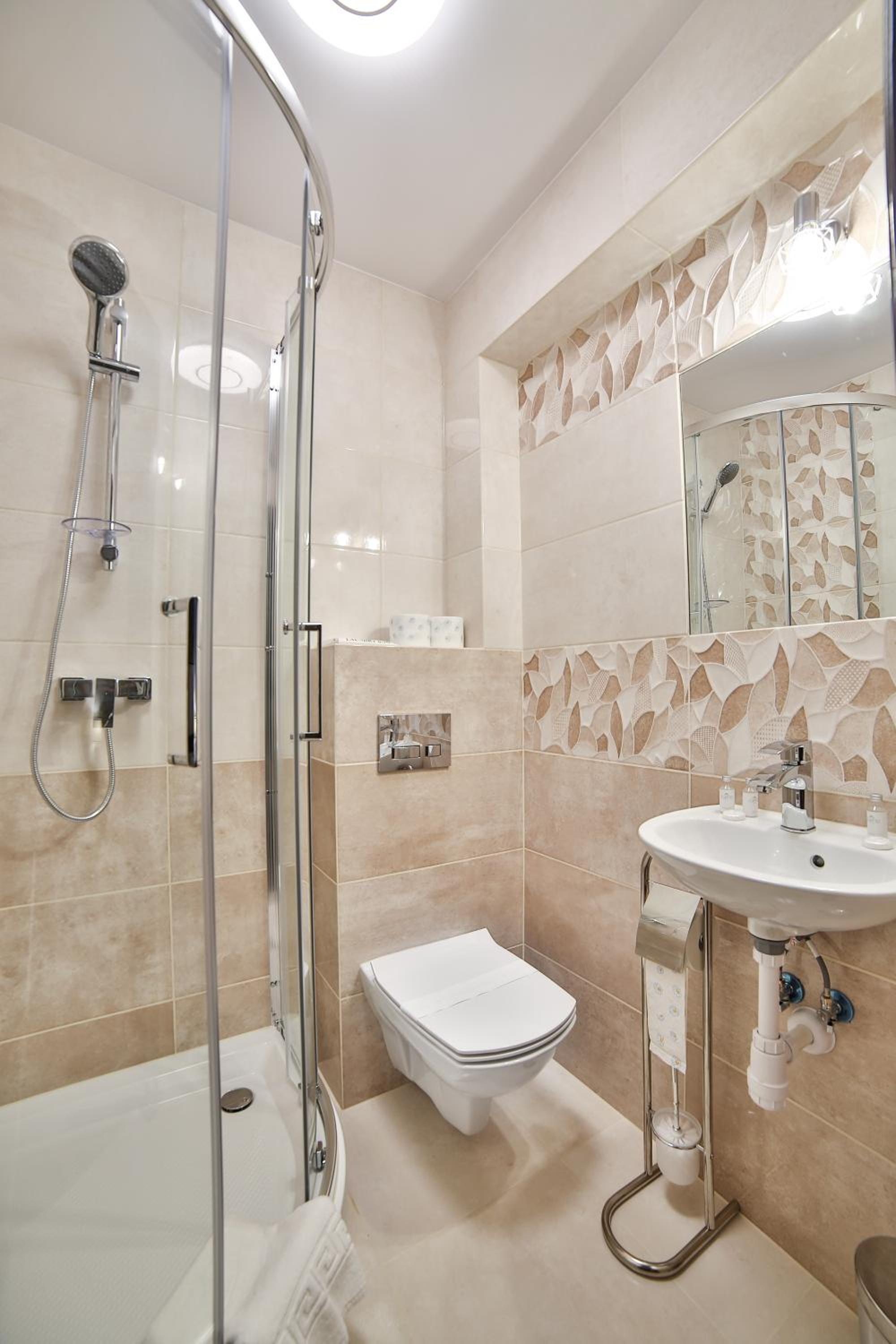 Small Double Room photo 2