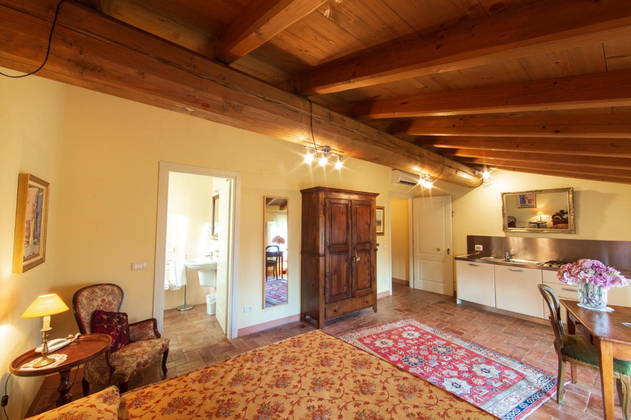Deluxe Apartment