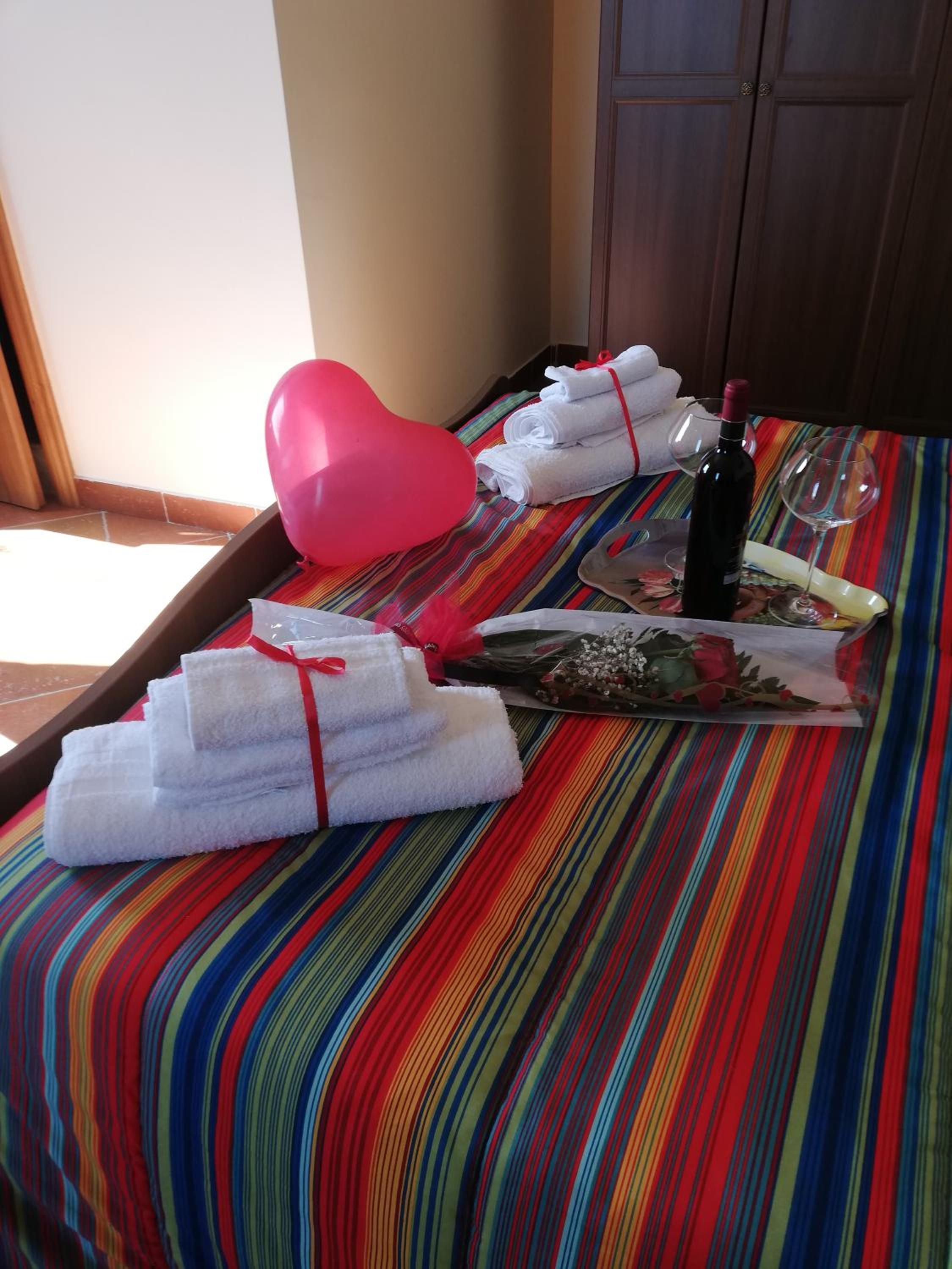 Double Room with Private Bathroom - Photo 1