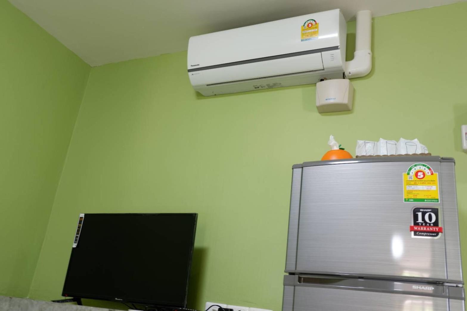 Budget Double Room - Photo 7
