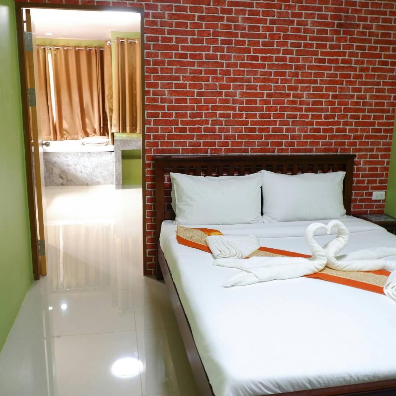 Family Suite - Photo 9