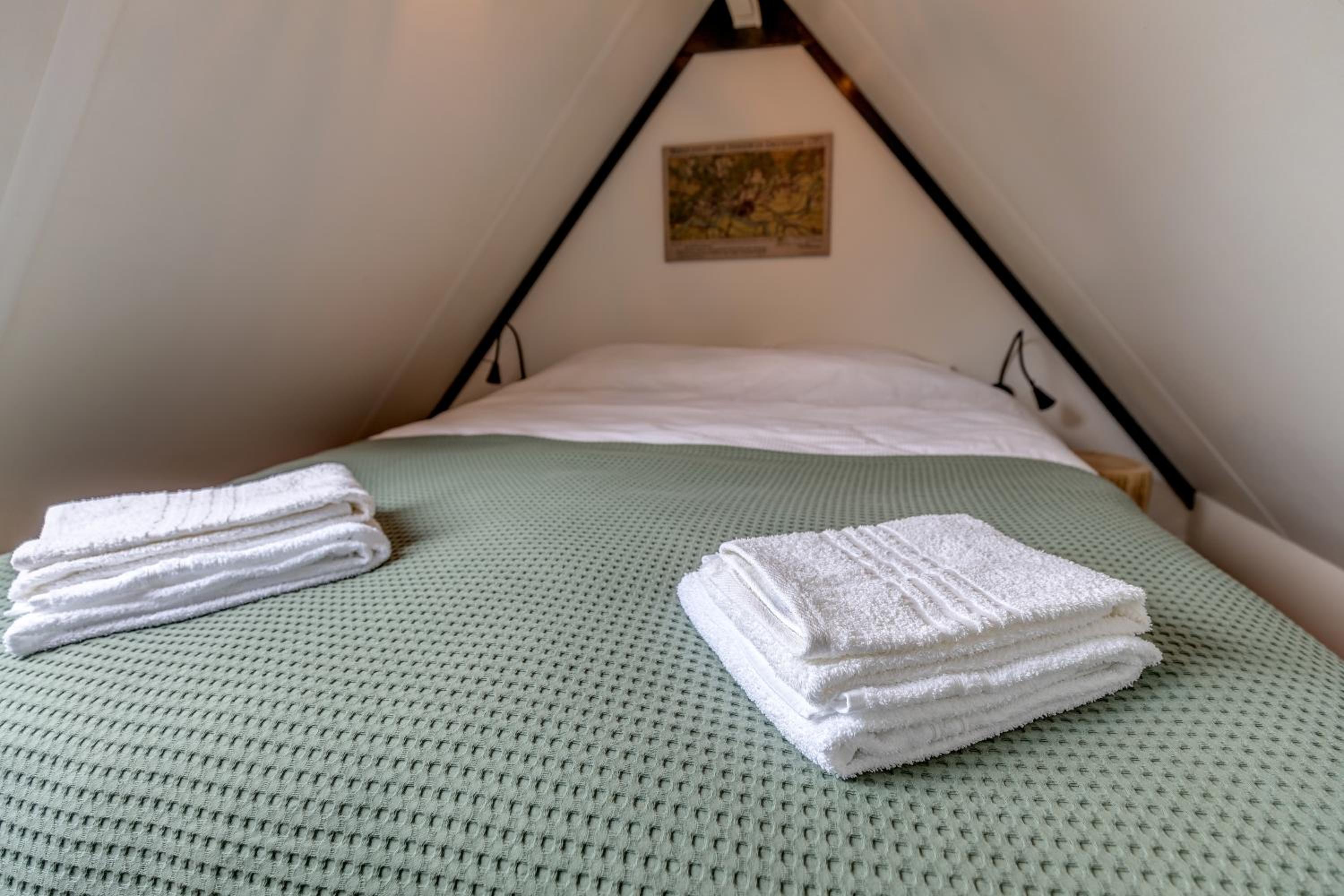 Double Room with Private Bathroom photo 1