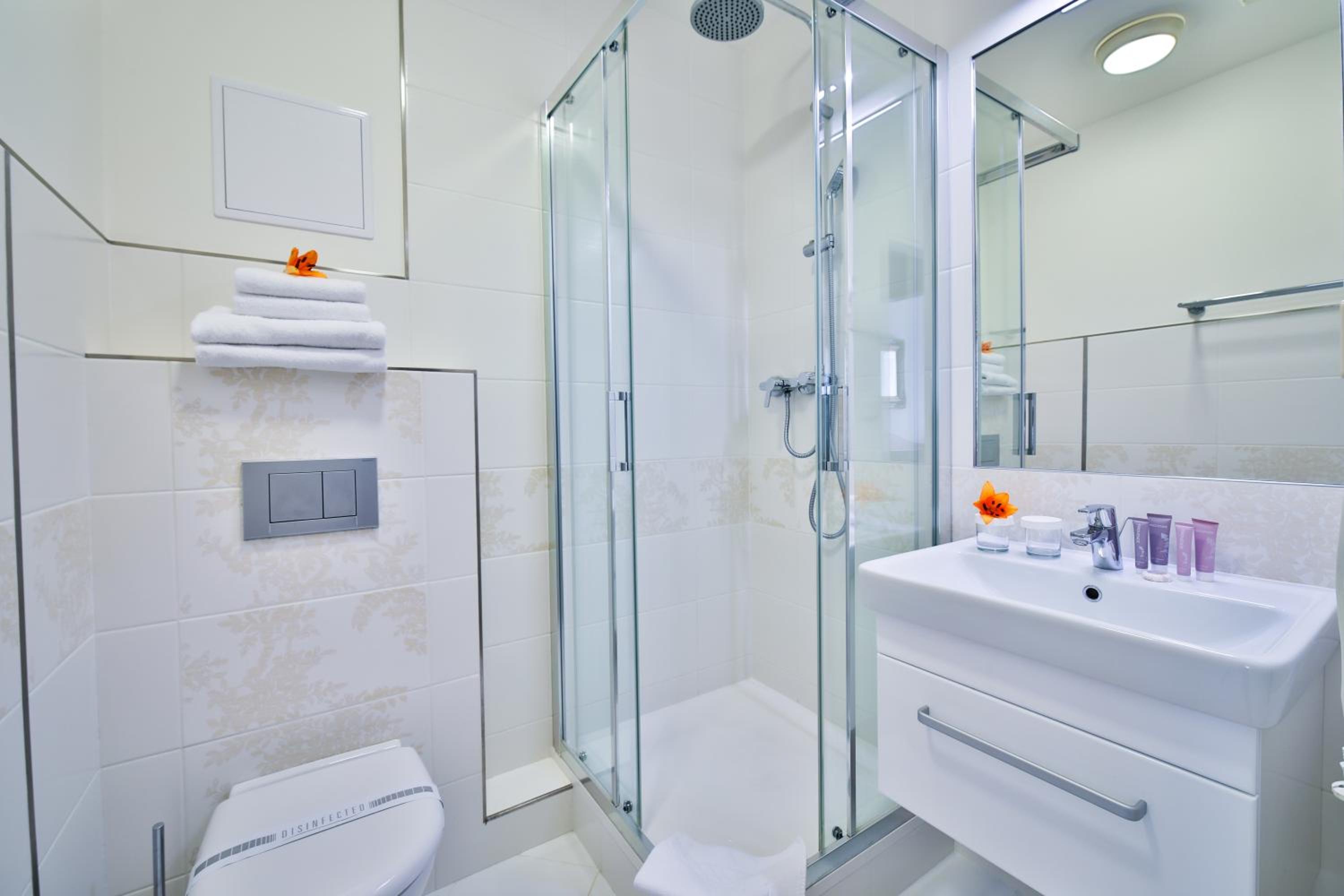 Double Room with Air Conditioning photo 2