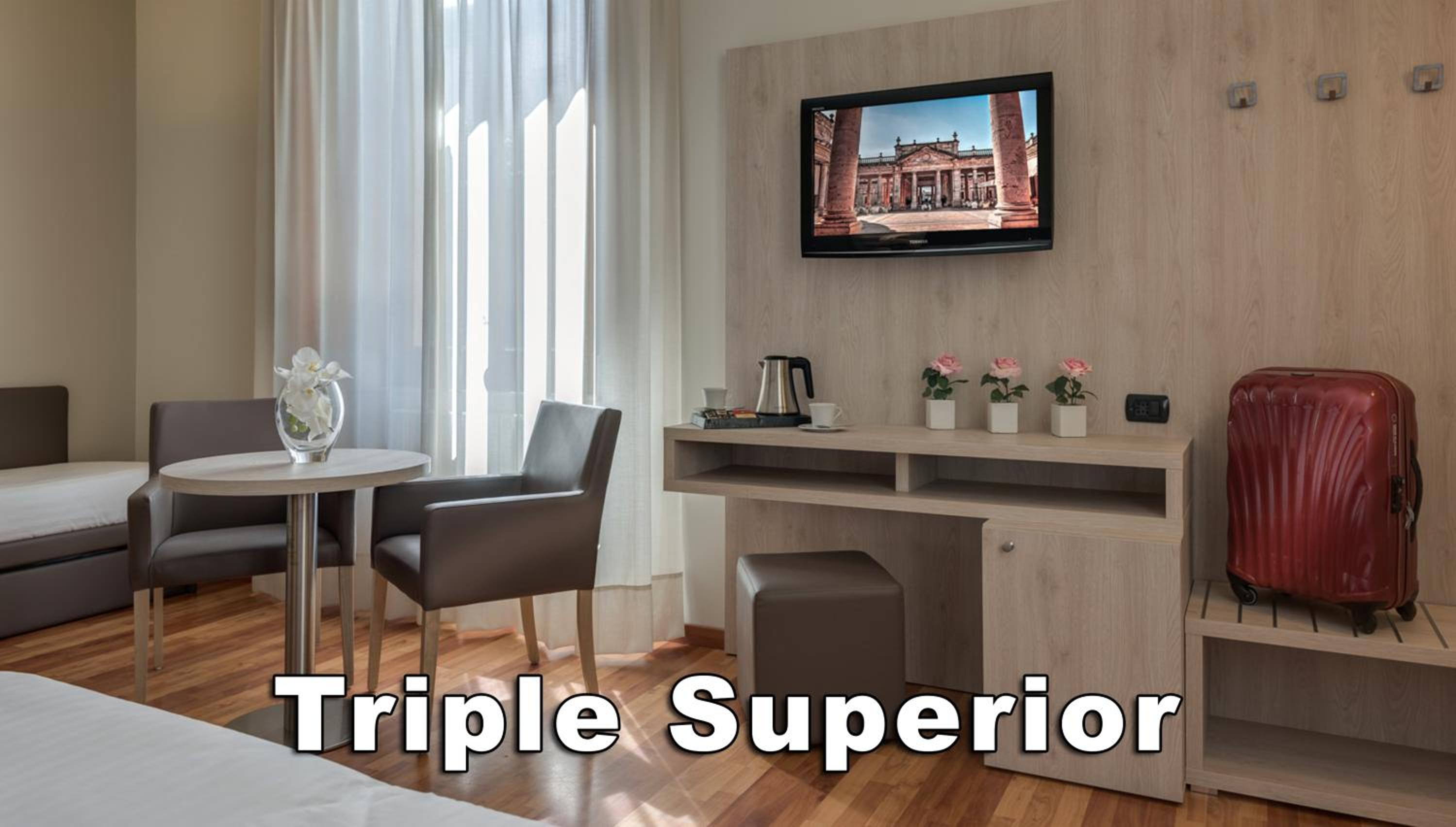 Superior Triple Room photo 2