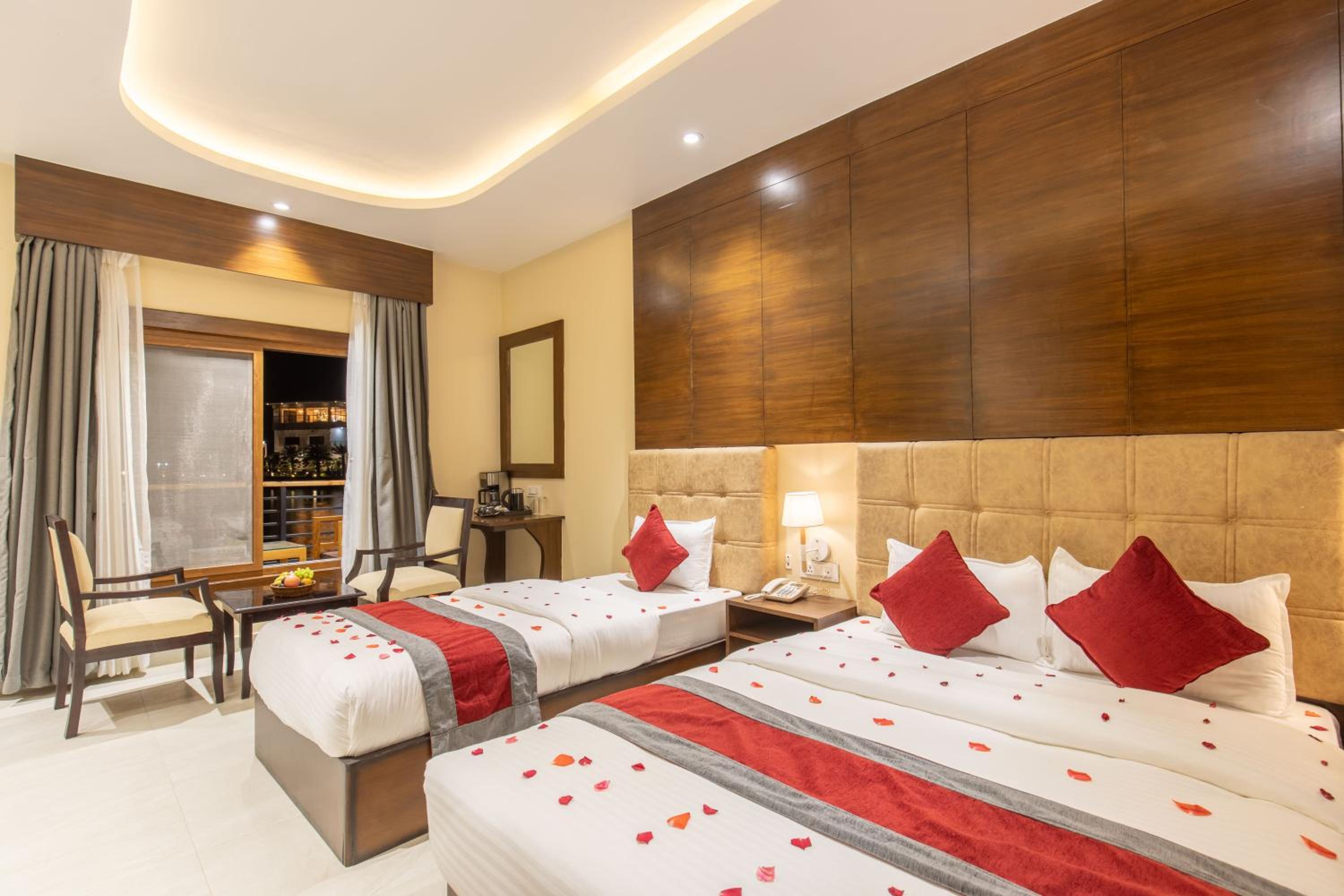 Family Suite - Photo 1