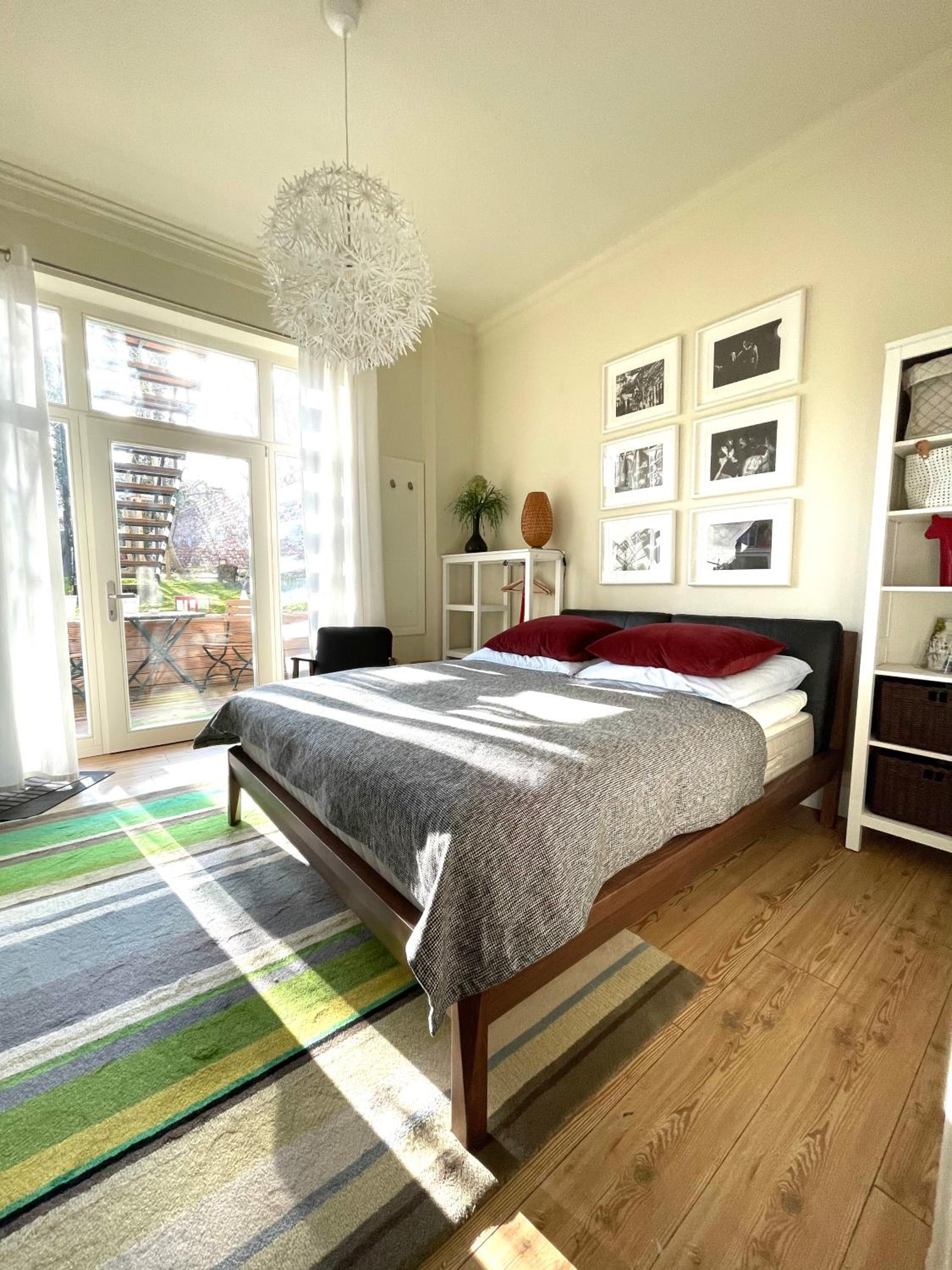 Studio Apartment