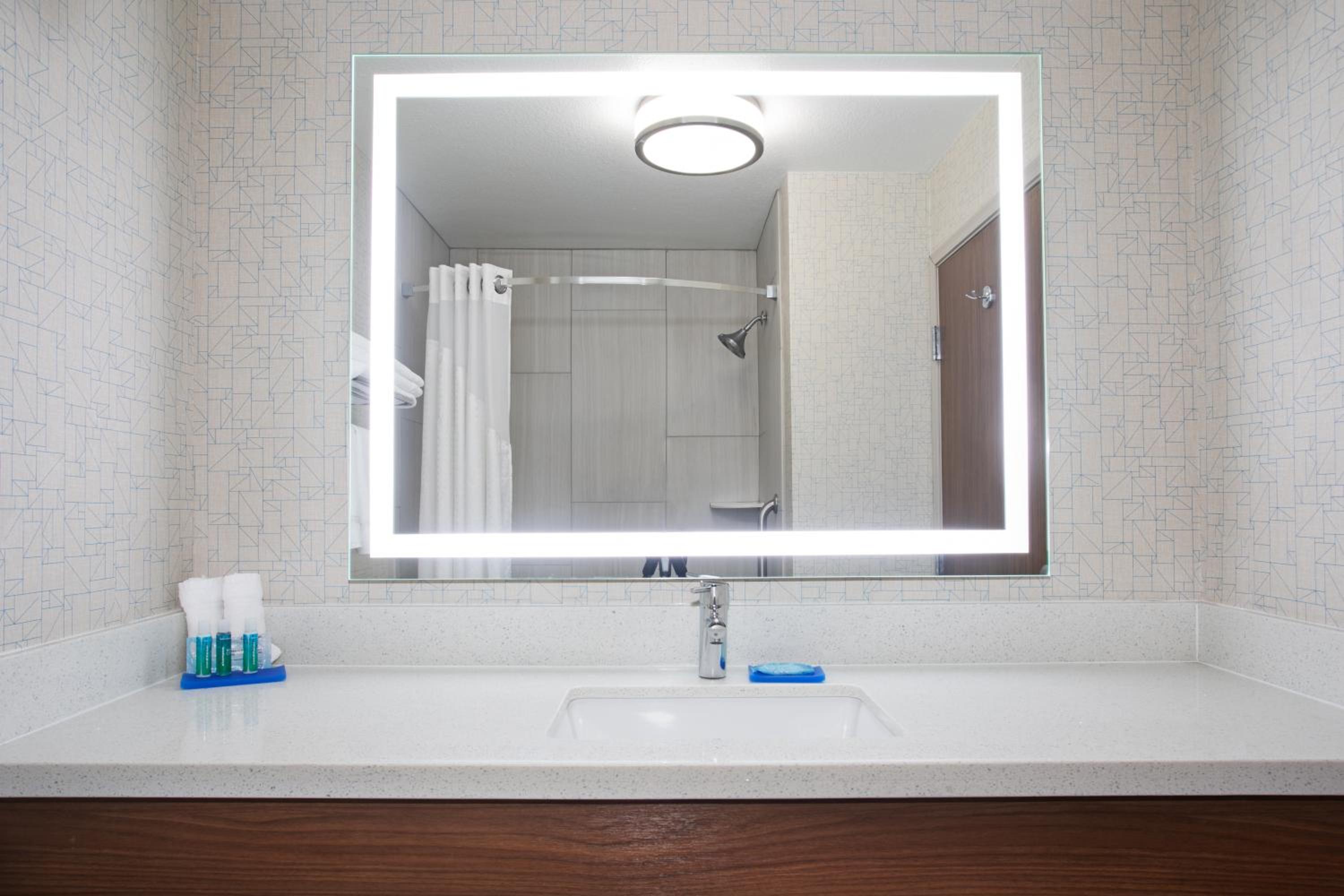 Standard Room - Photo 7