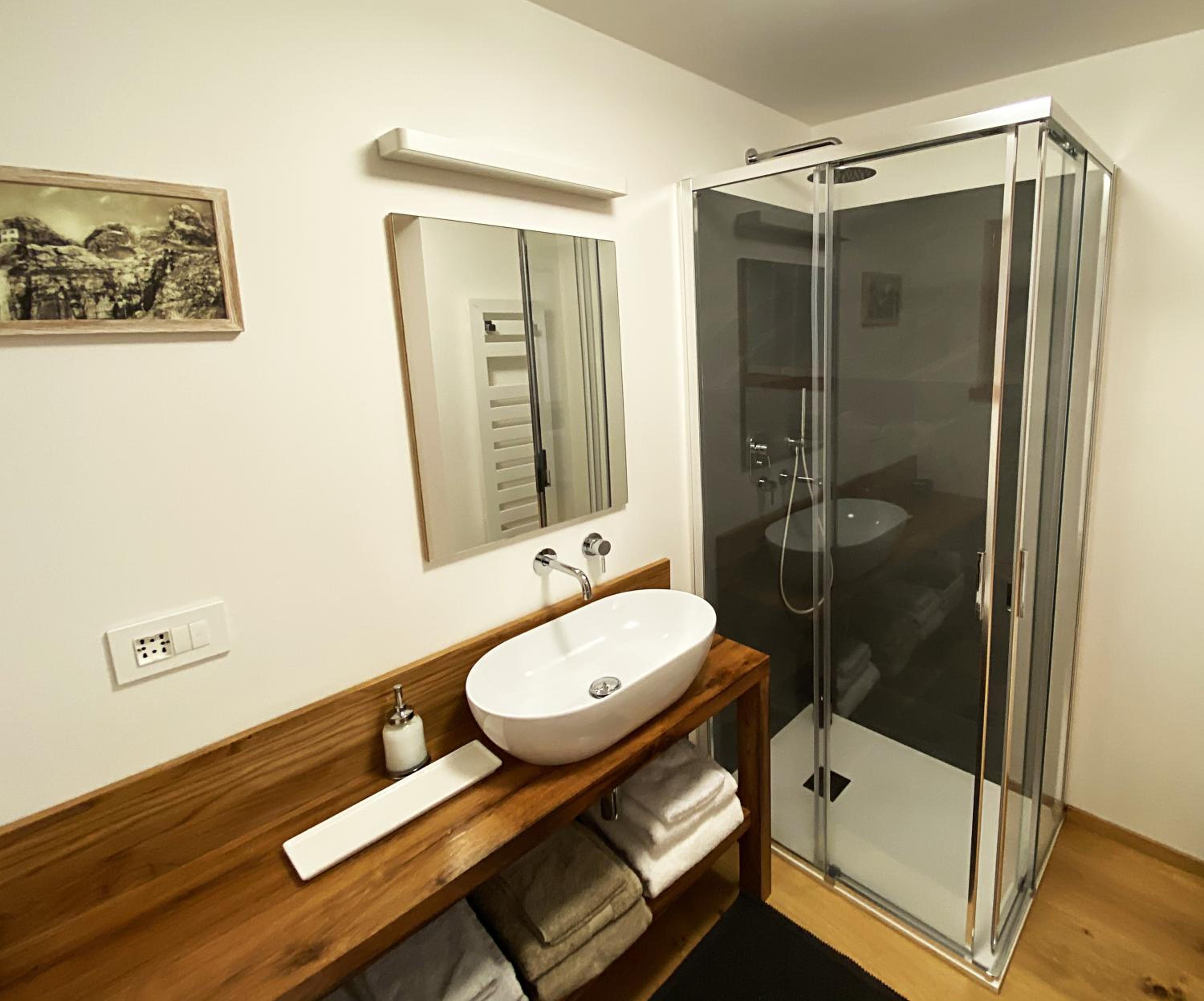 Classic Quadruple Room photo 3
