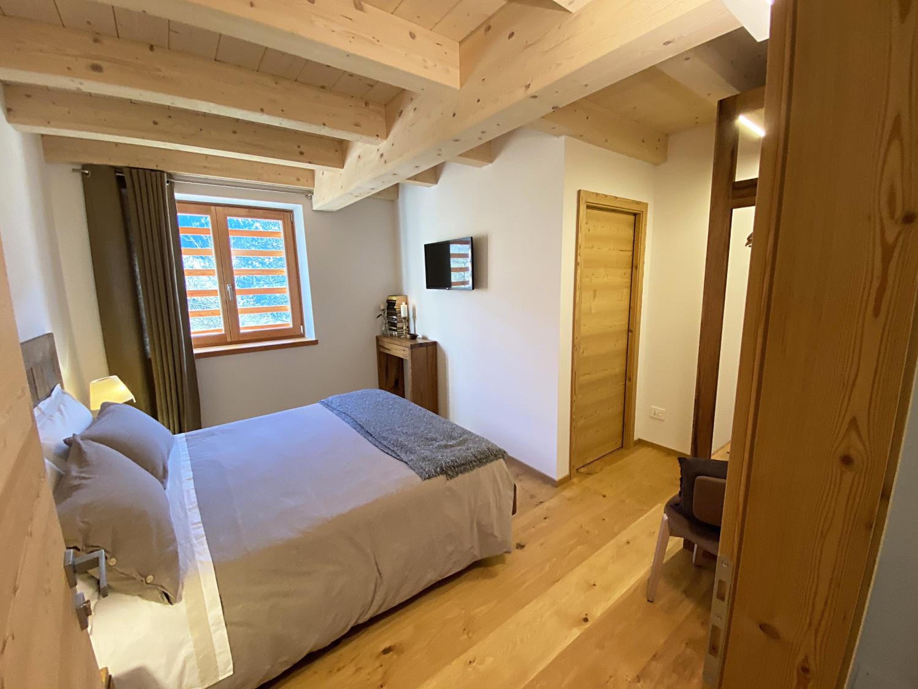 Double Room with Private Bathroom photo 2