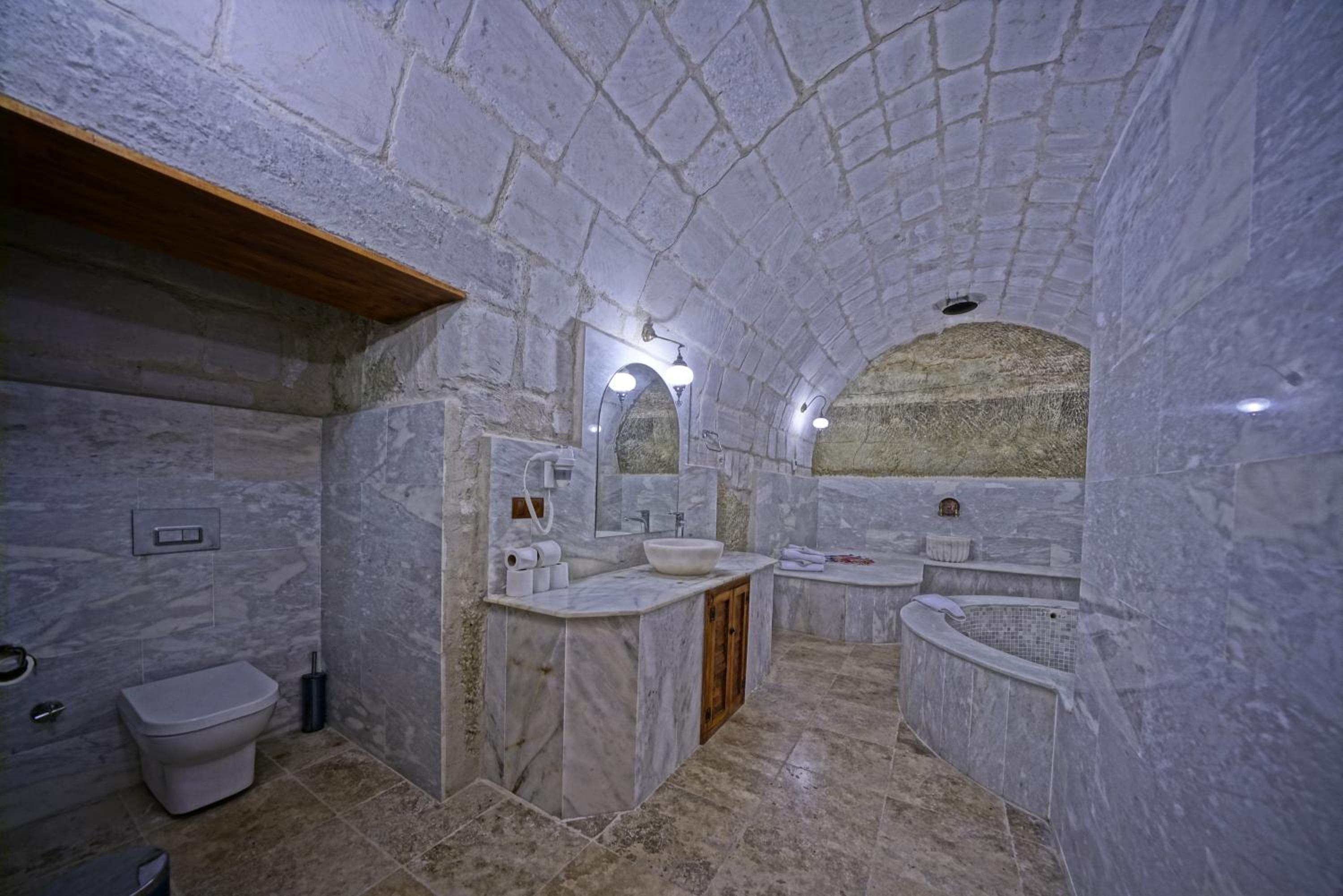 Premium King Cave Suite with Turkish Bath - Photo 37