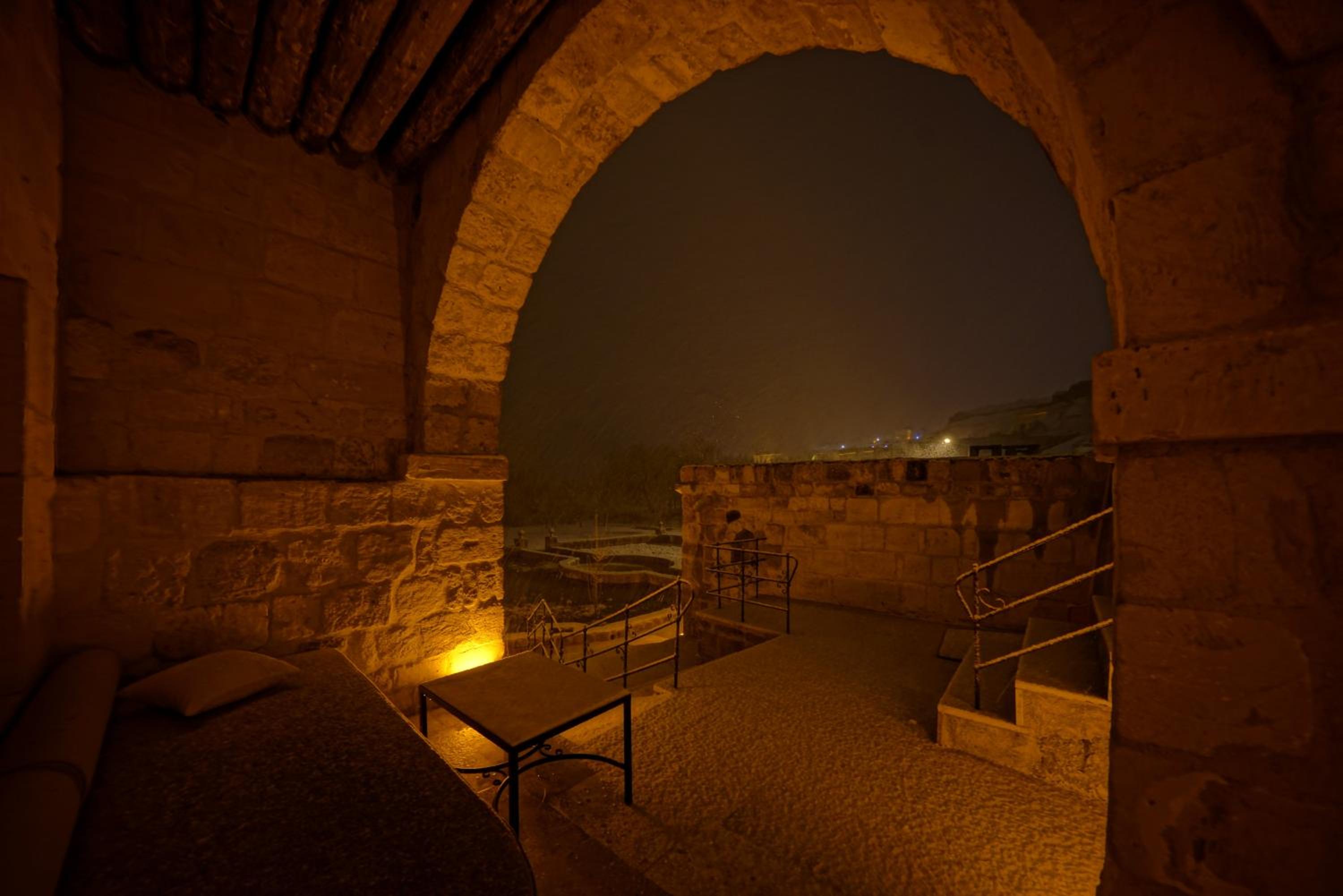 Classic Cave Suite - Photo 14