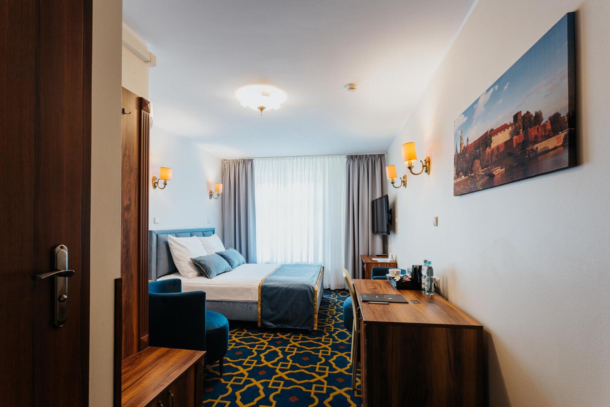 Standard Double Room - Photo 3