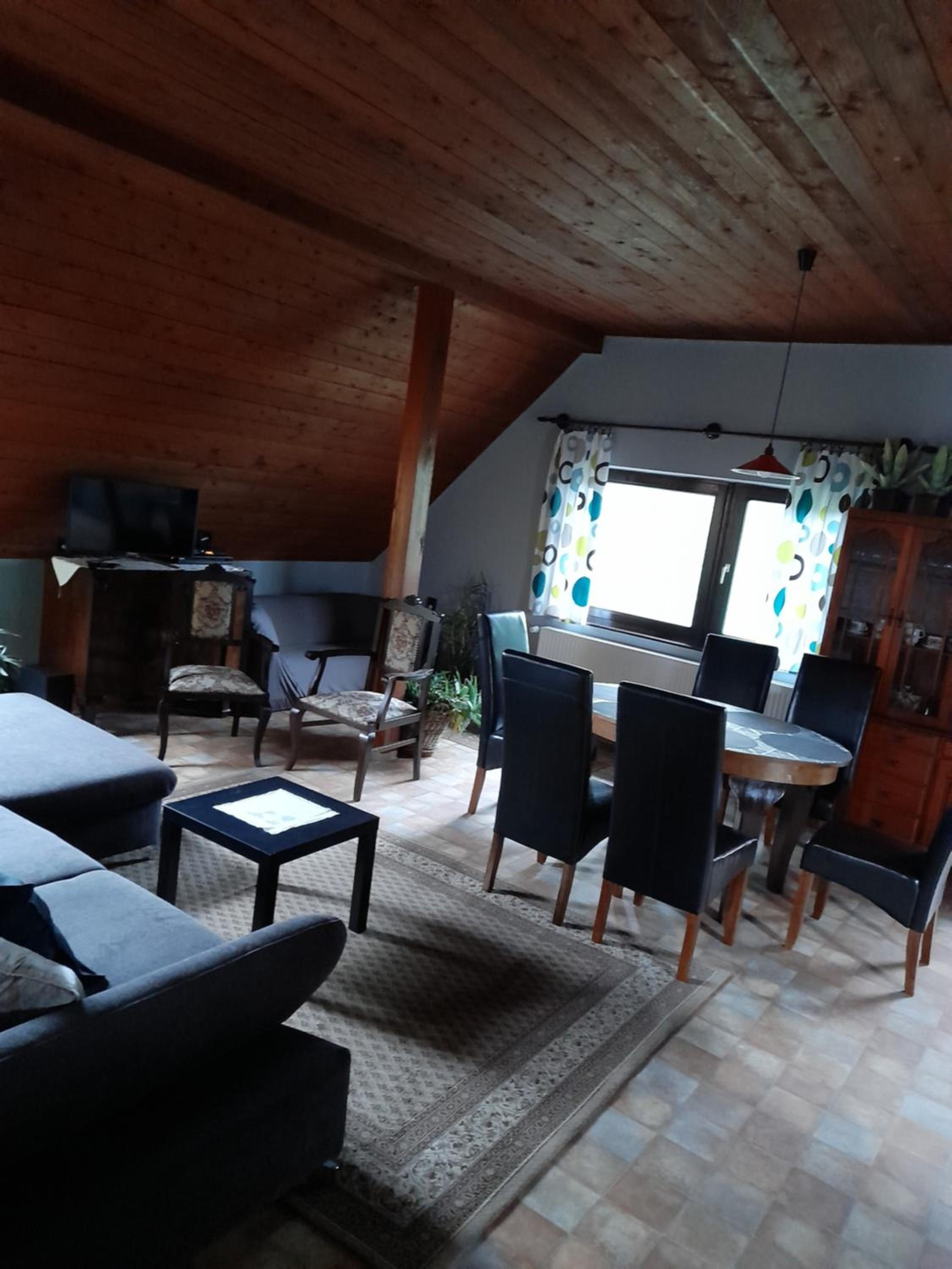 Apartment with Balcony - Photo 19