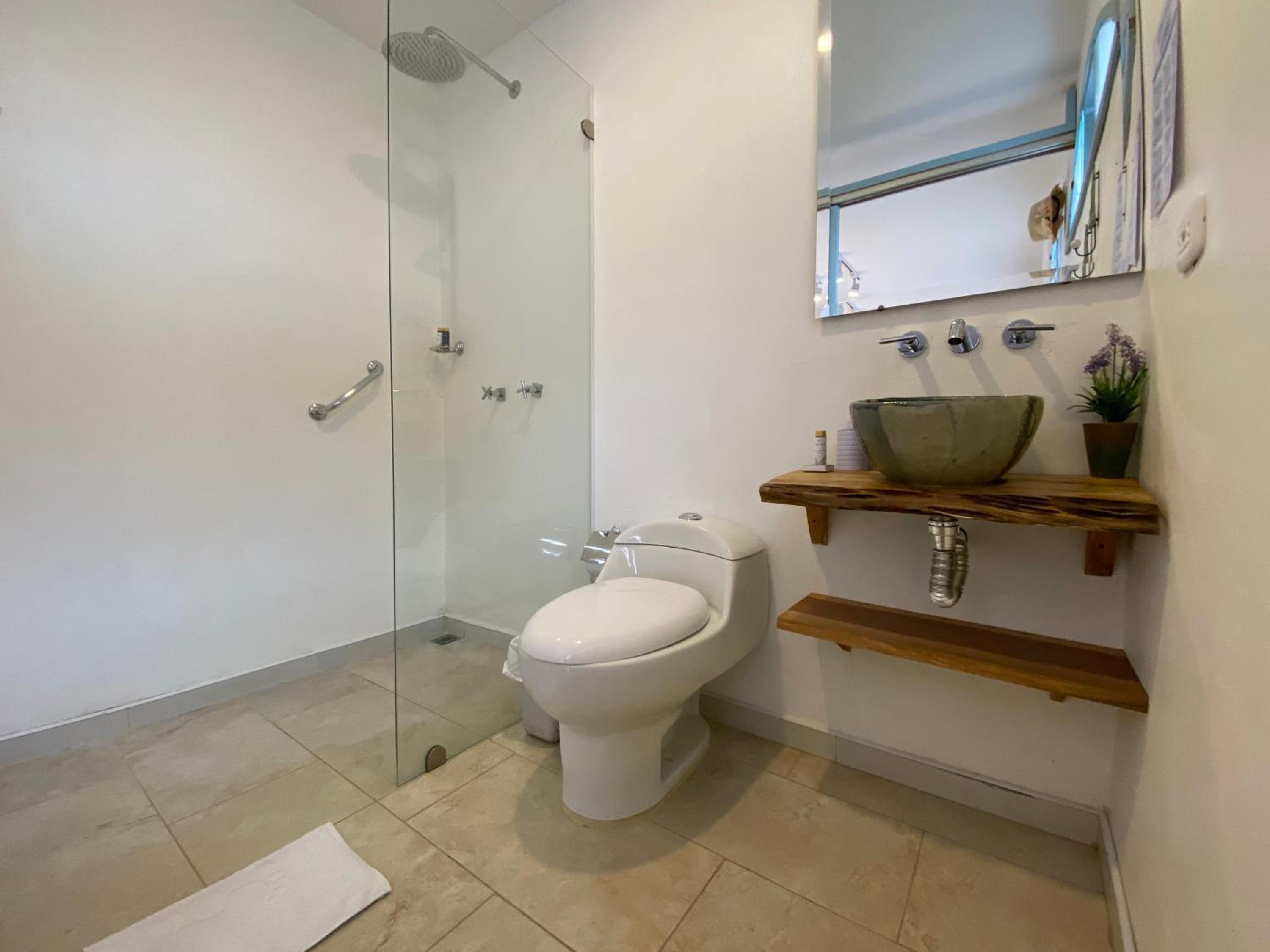 Double Room - Disability Access photo 2