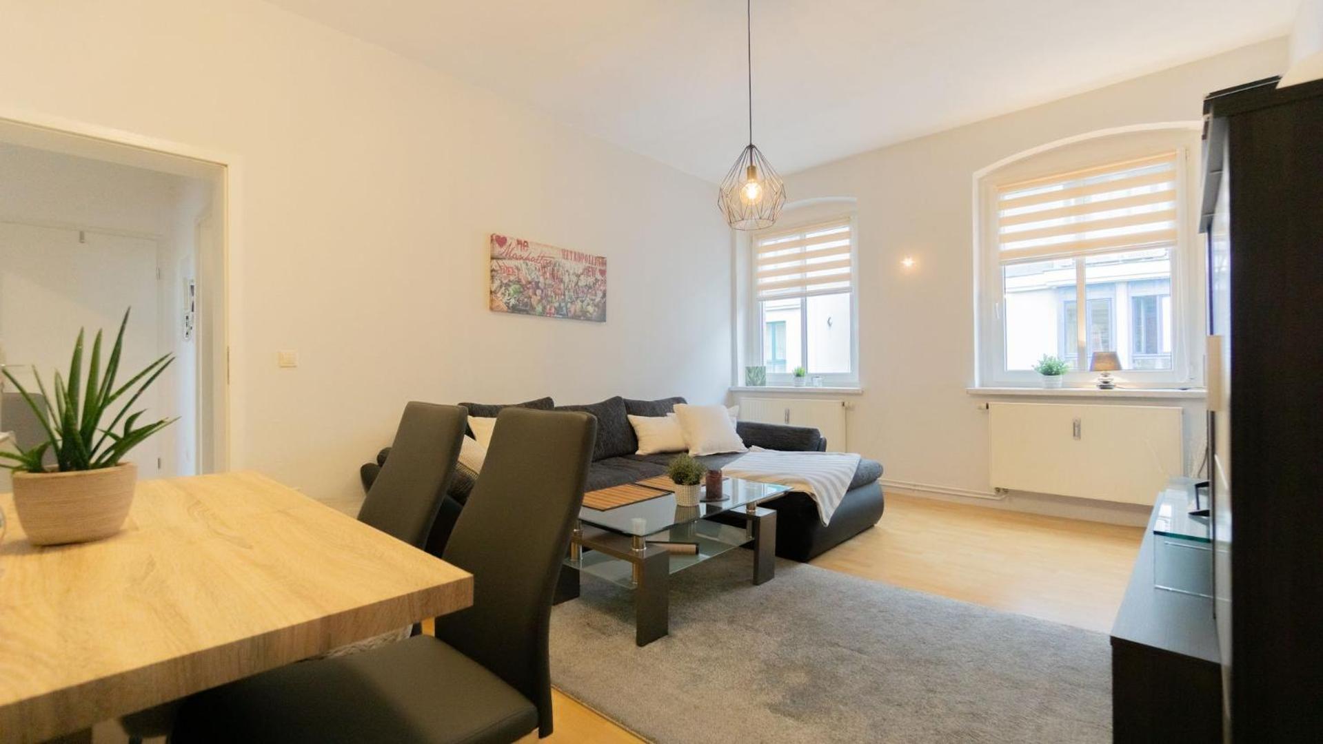 One-Bedroom Apartment photo 2